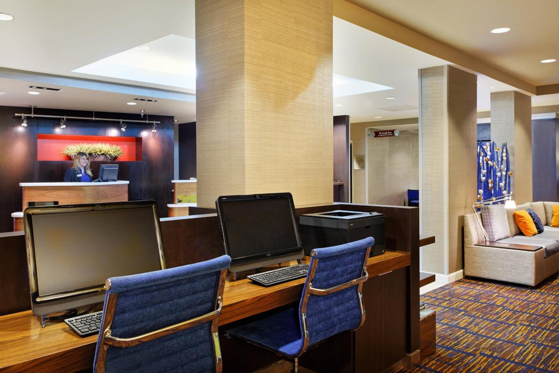 Courtyard by Marriott Gainesville FL photo 13