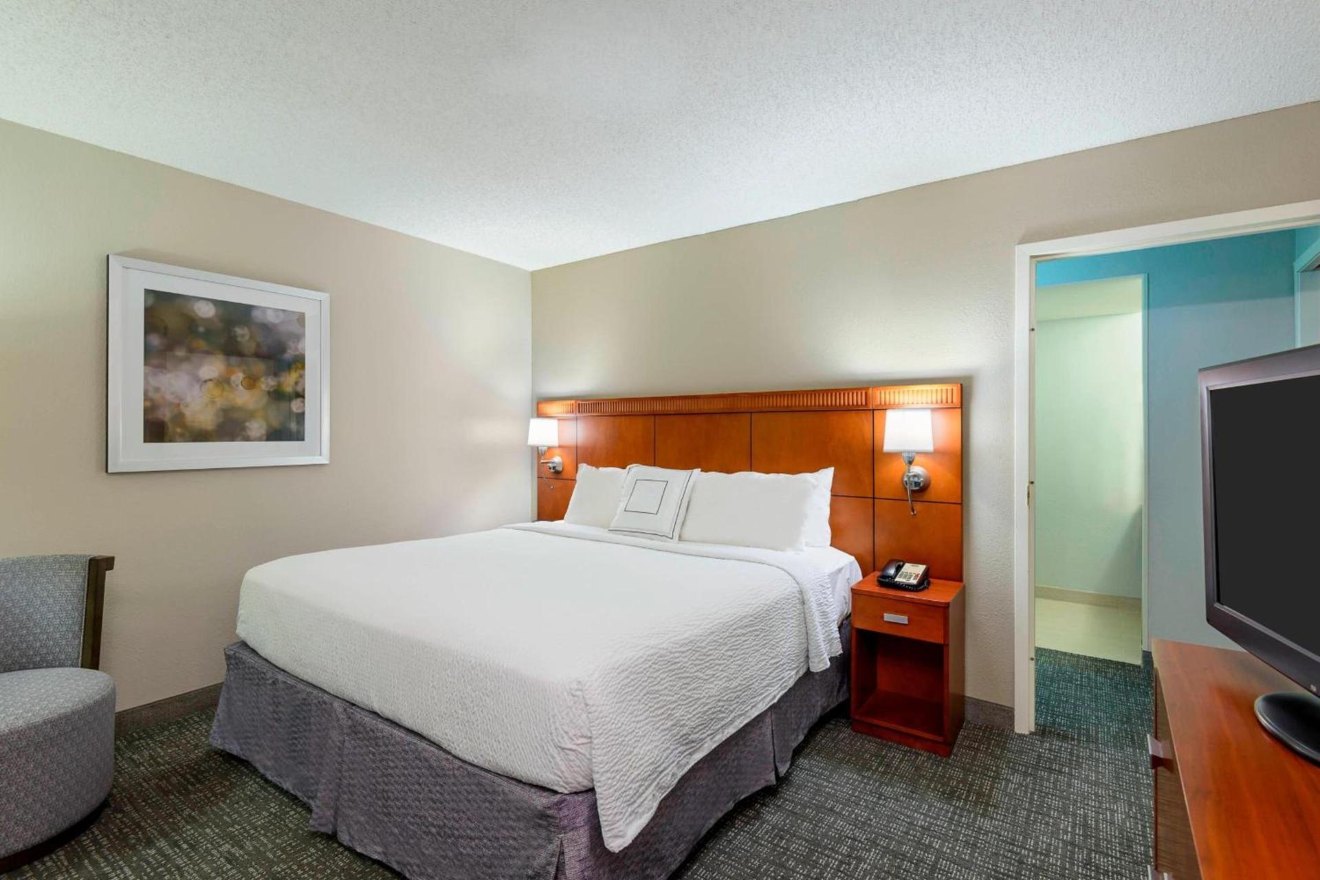 Courtyard by Marriott Gainesville FL photo 7
