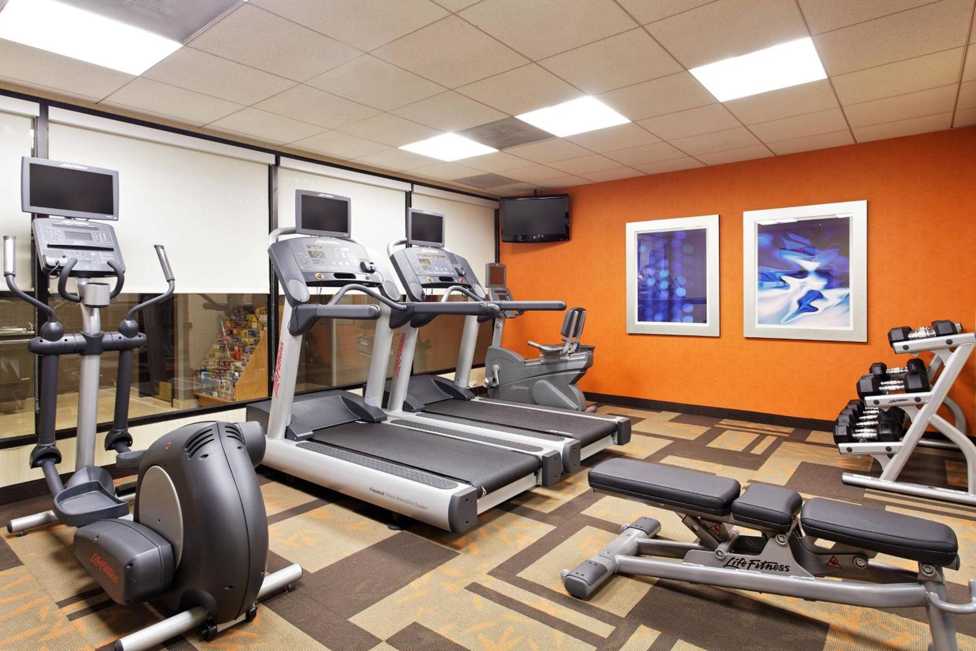 Courtyard by Marriott Gainesville FL photo 25