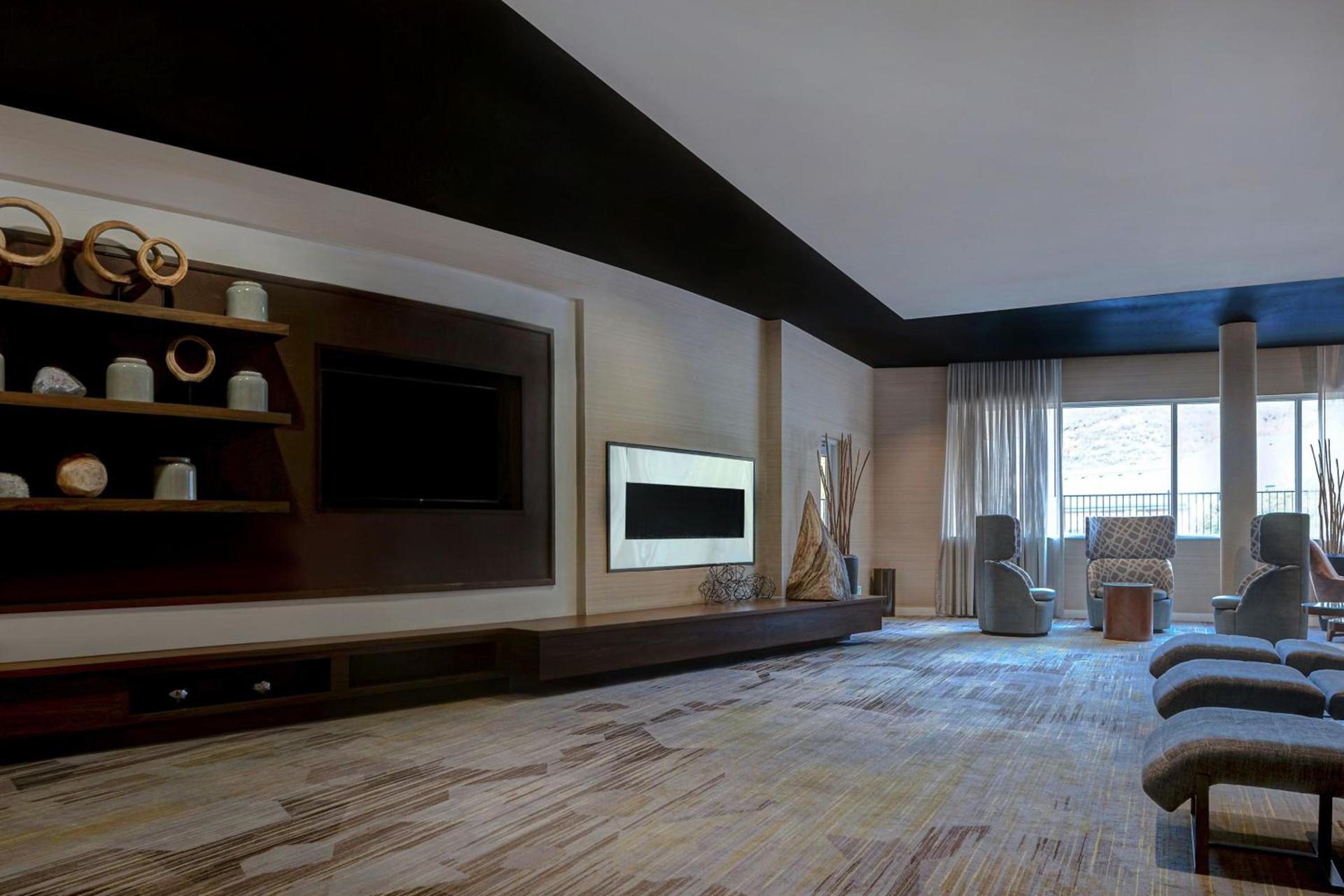 Courtyard by Marriott Glenwood Springs photo 7