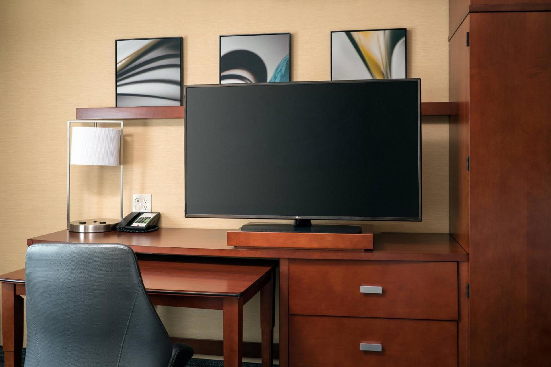 Courtyard by Marriott Glenwood Springs photo 14
