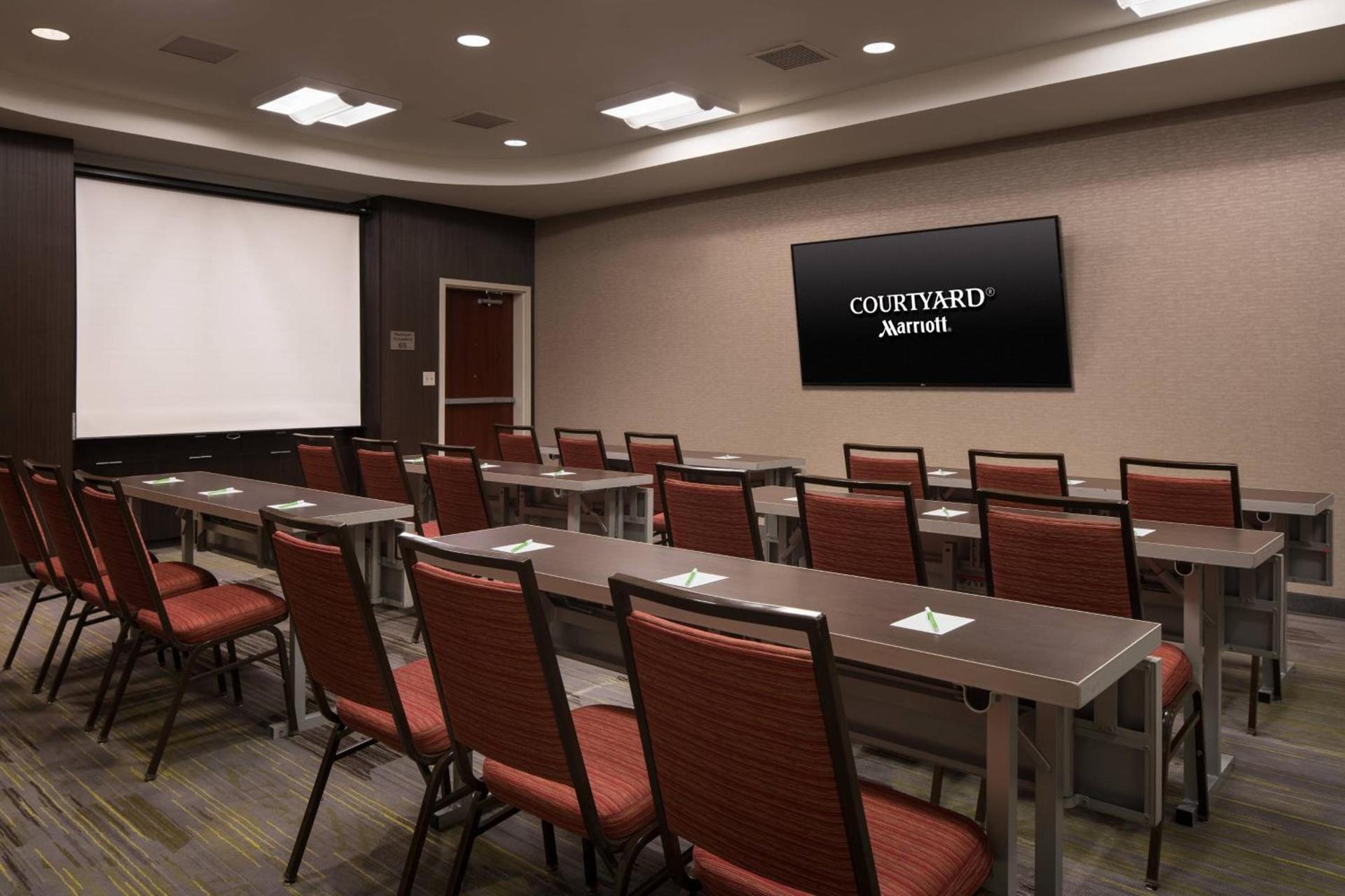 Courtyard by Marriott Glenwood Springs photo 44