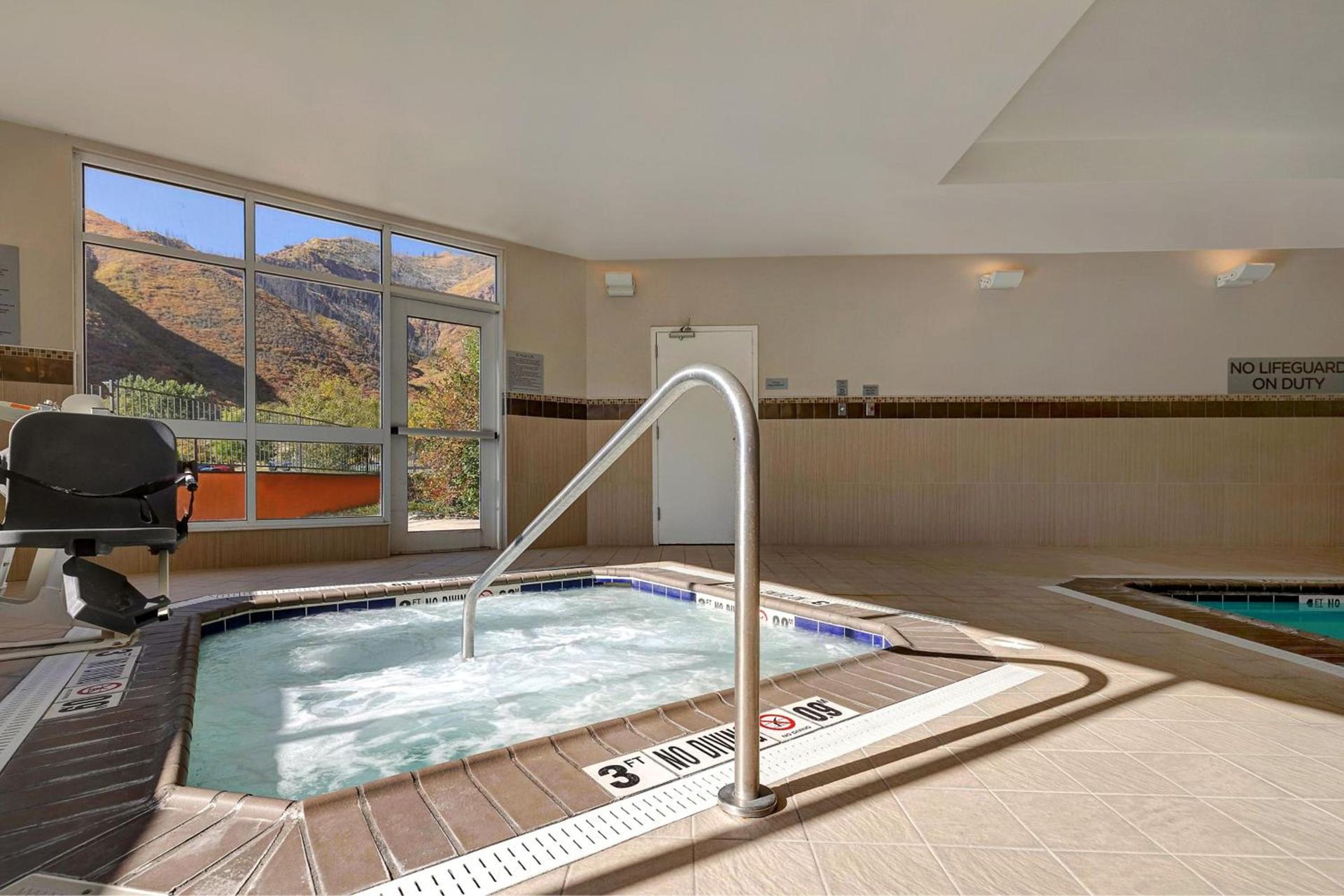 Courtyard by Marriott Glenwood Springs photo 42