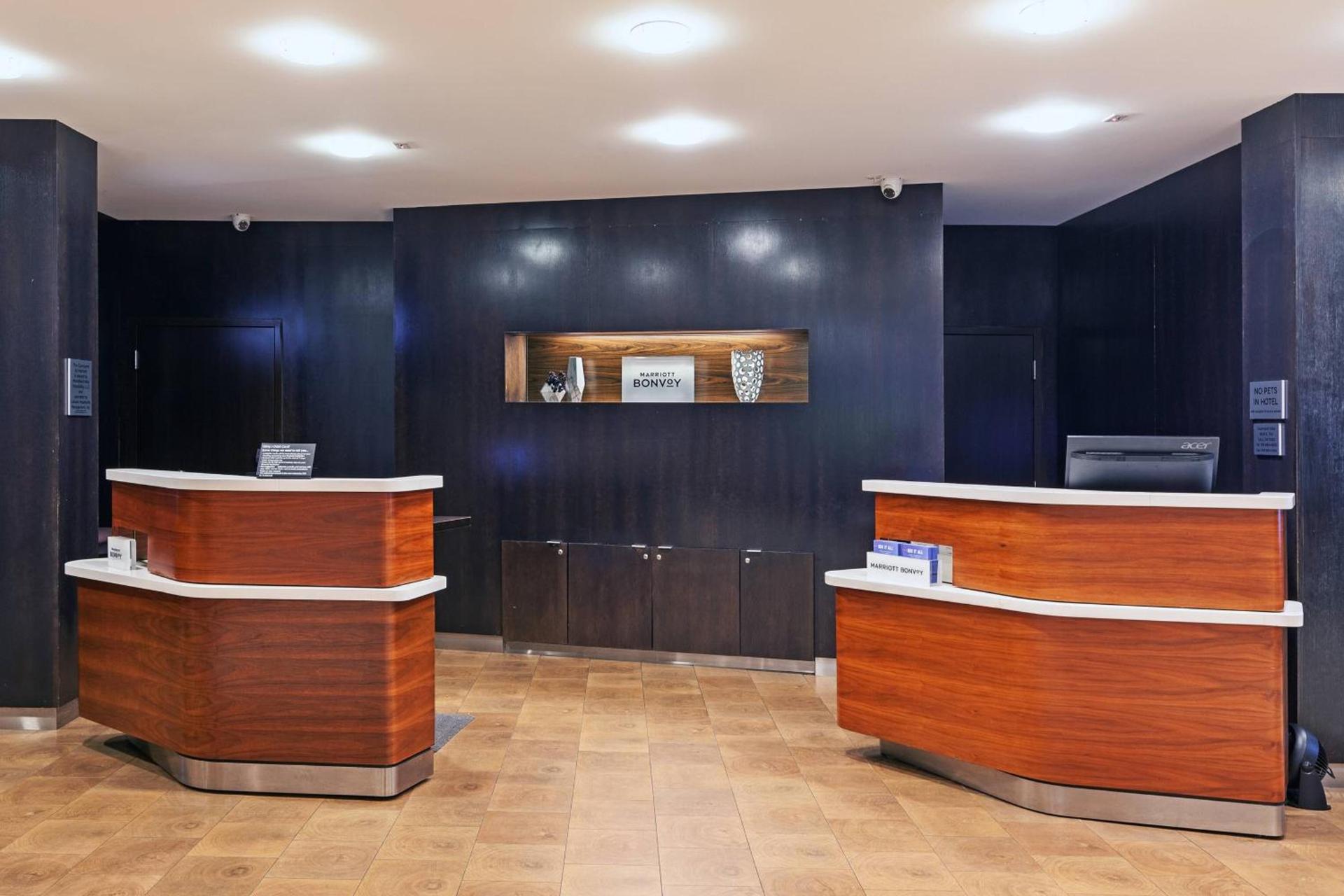 Courtyard by Marriott Tulsa Woodland Hills photo 1