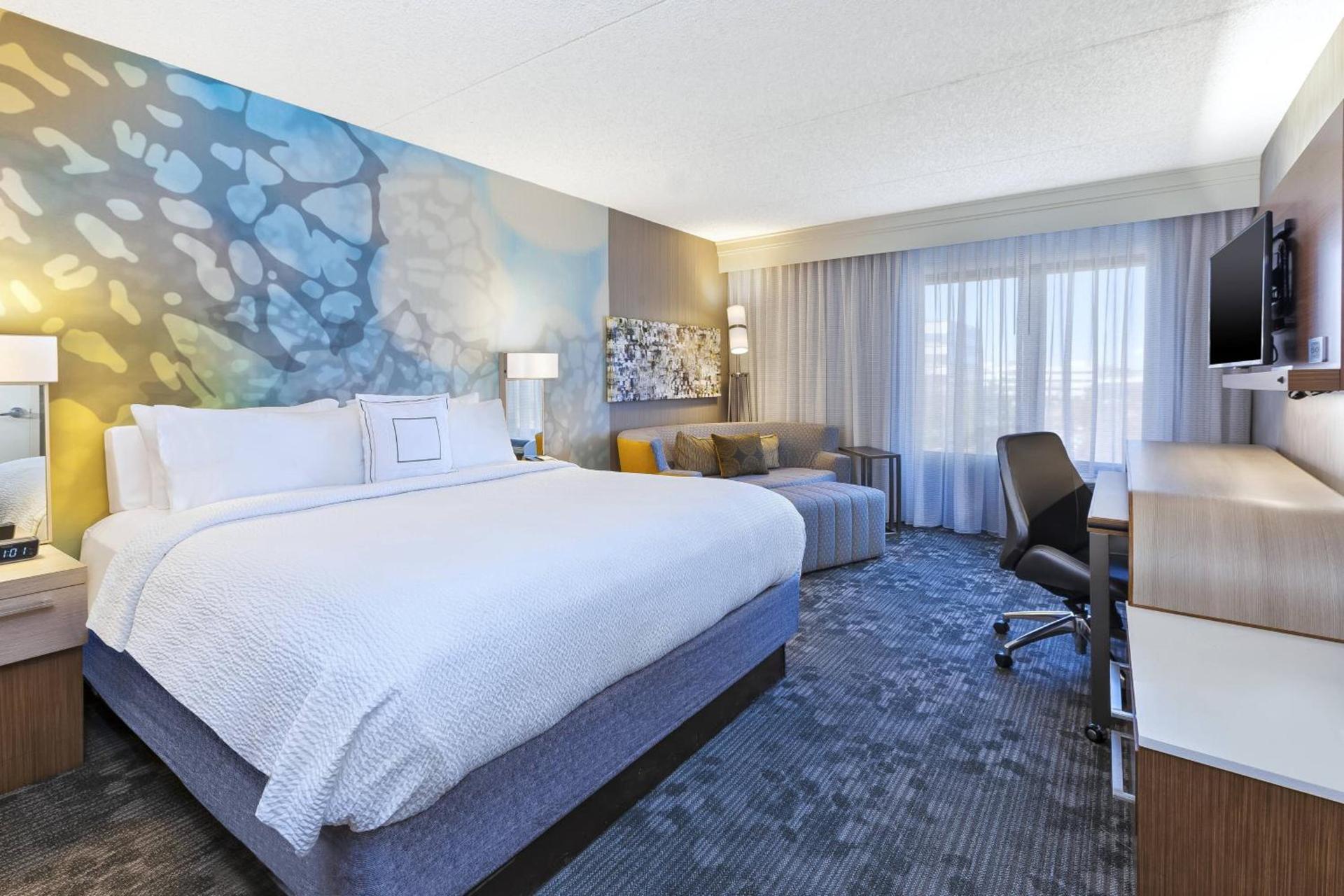Courtyard by Marriott Secaucus Meadowlands photo 6