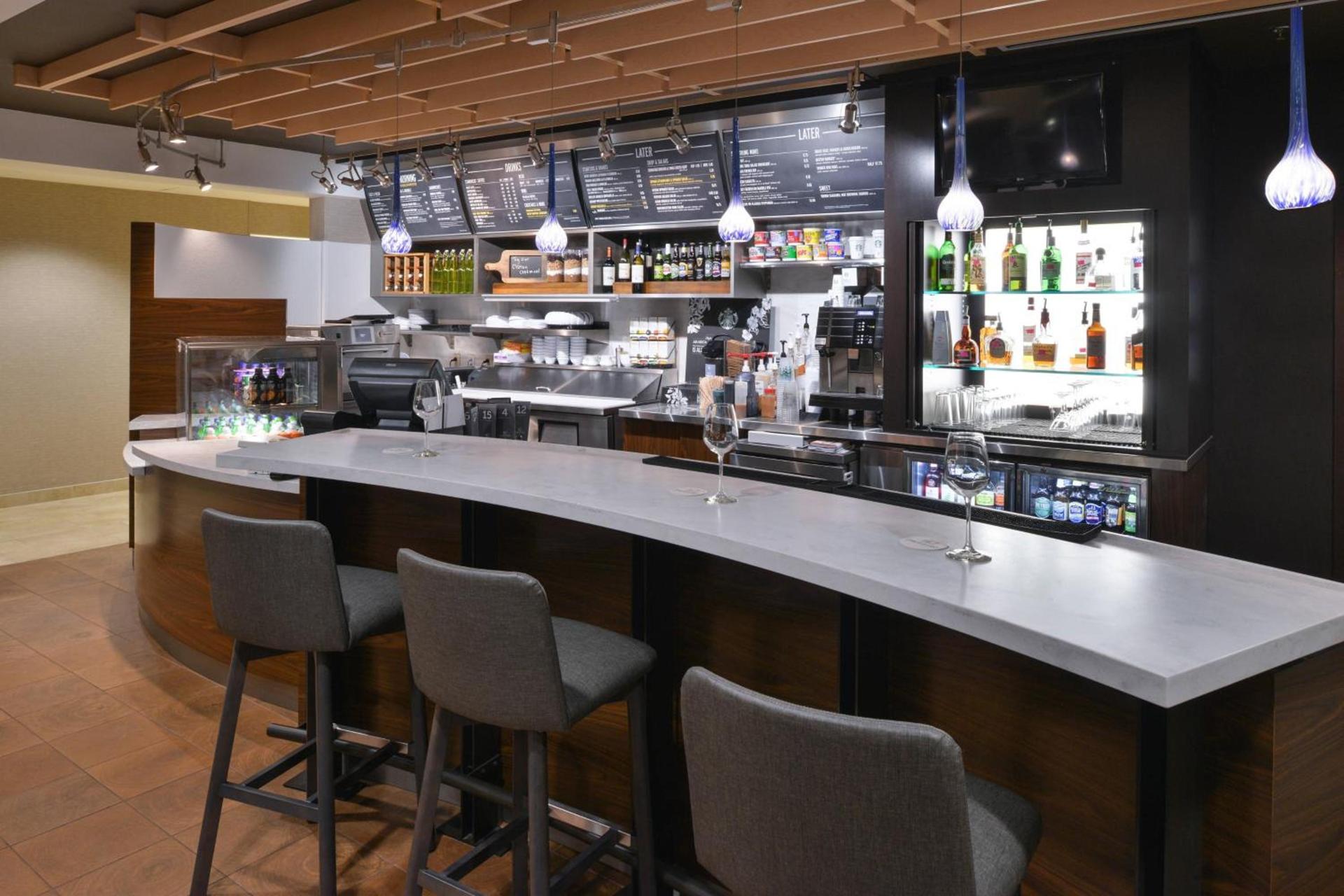 Courtyard by Marriott Charlotte Matthews photo 41