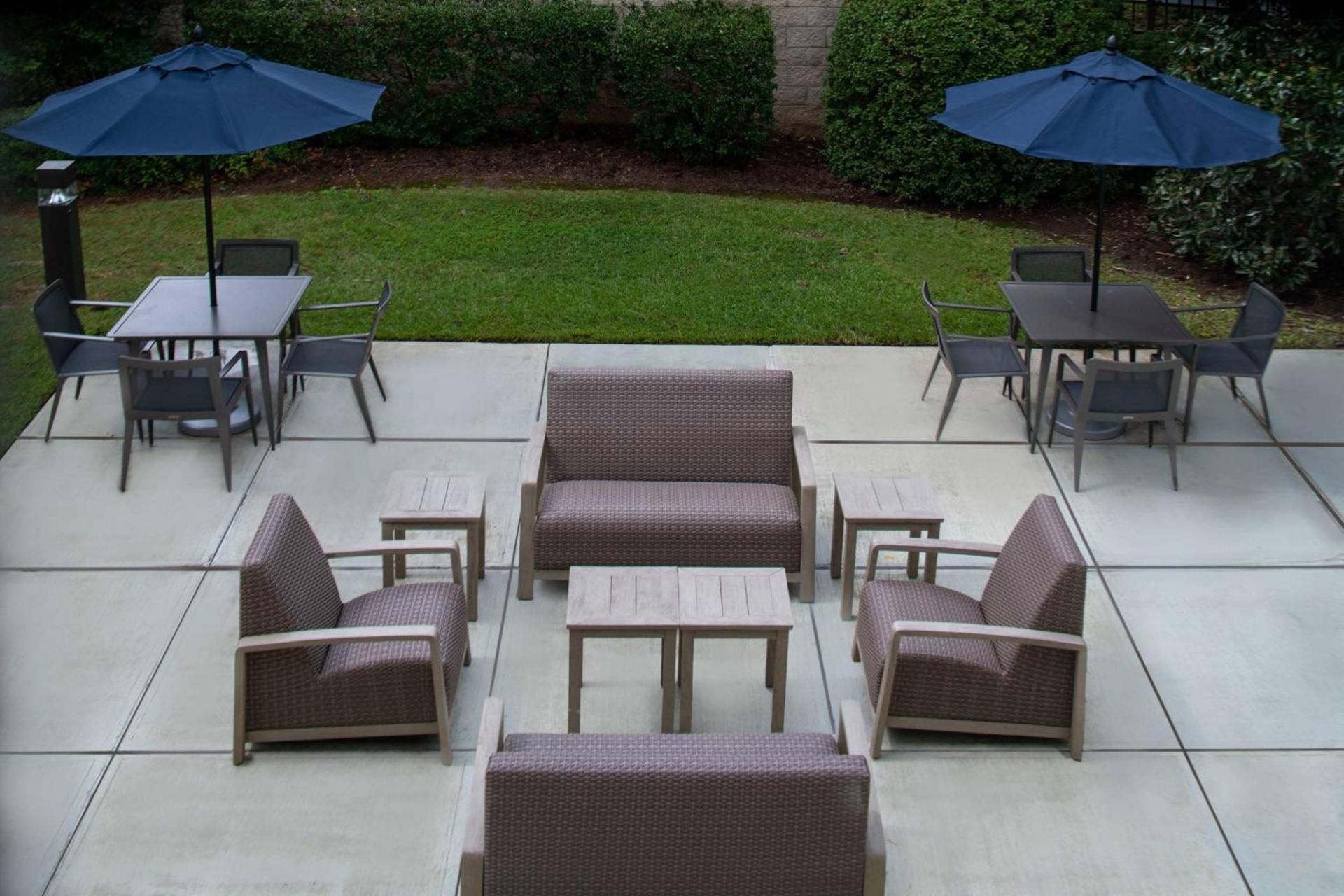Courtyard by Marriott Covington / Mandeville photo 3