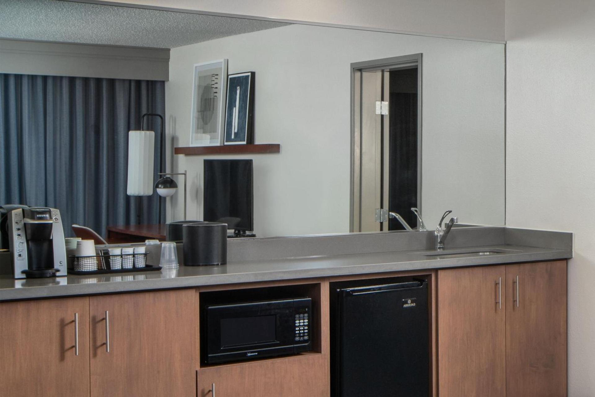 Courtyard by Marriott Covington / Mandeville photo 13