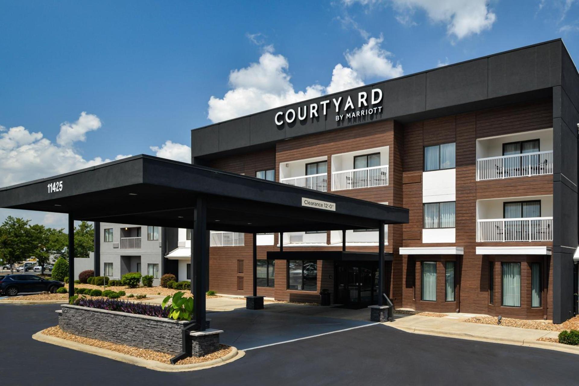 Courtyard by Marriott Charlotte Matthews photo 21