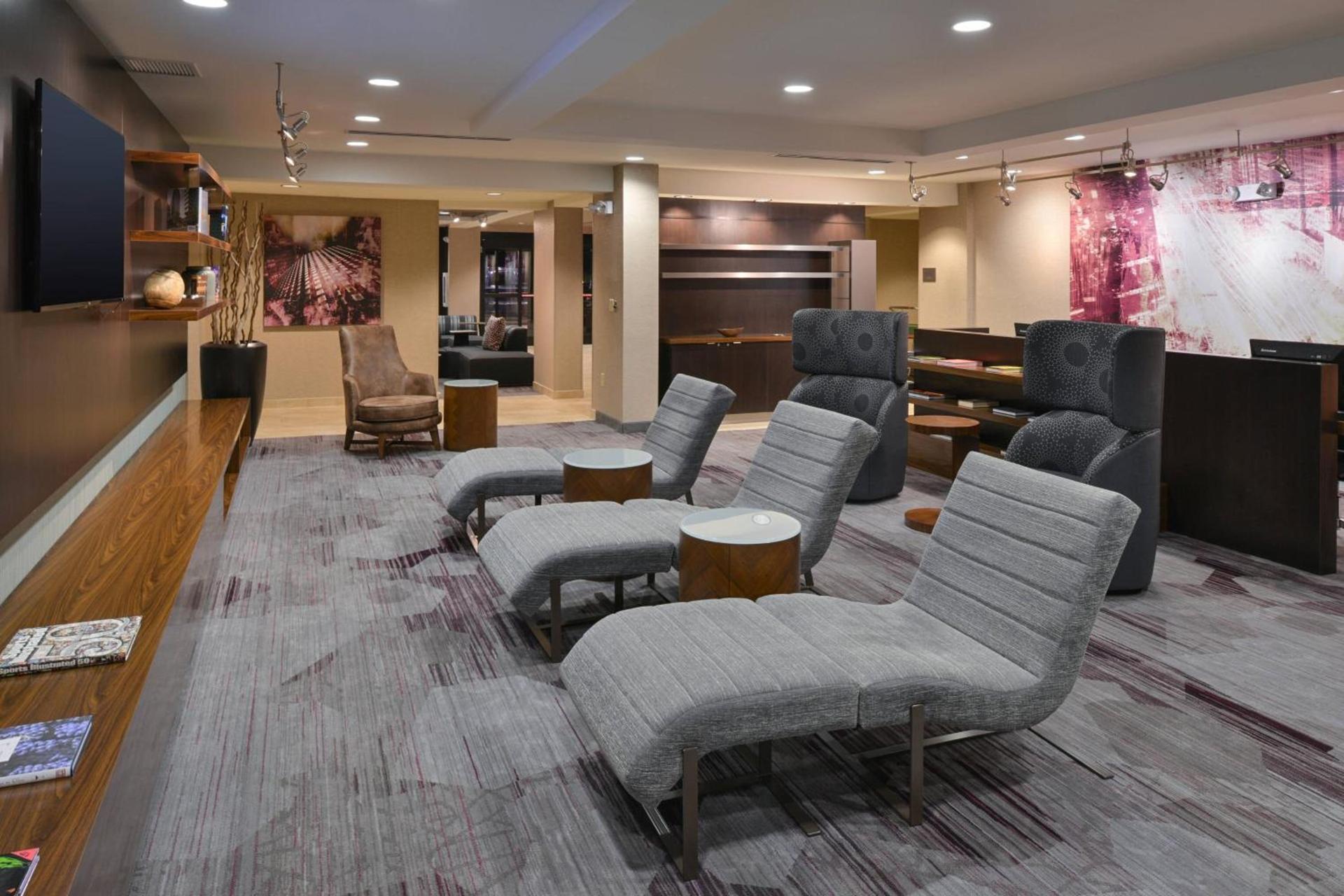 Courtyard by Marriott Charlotte Matthews photo 36