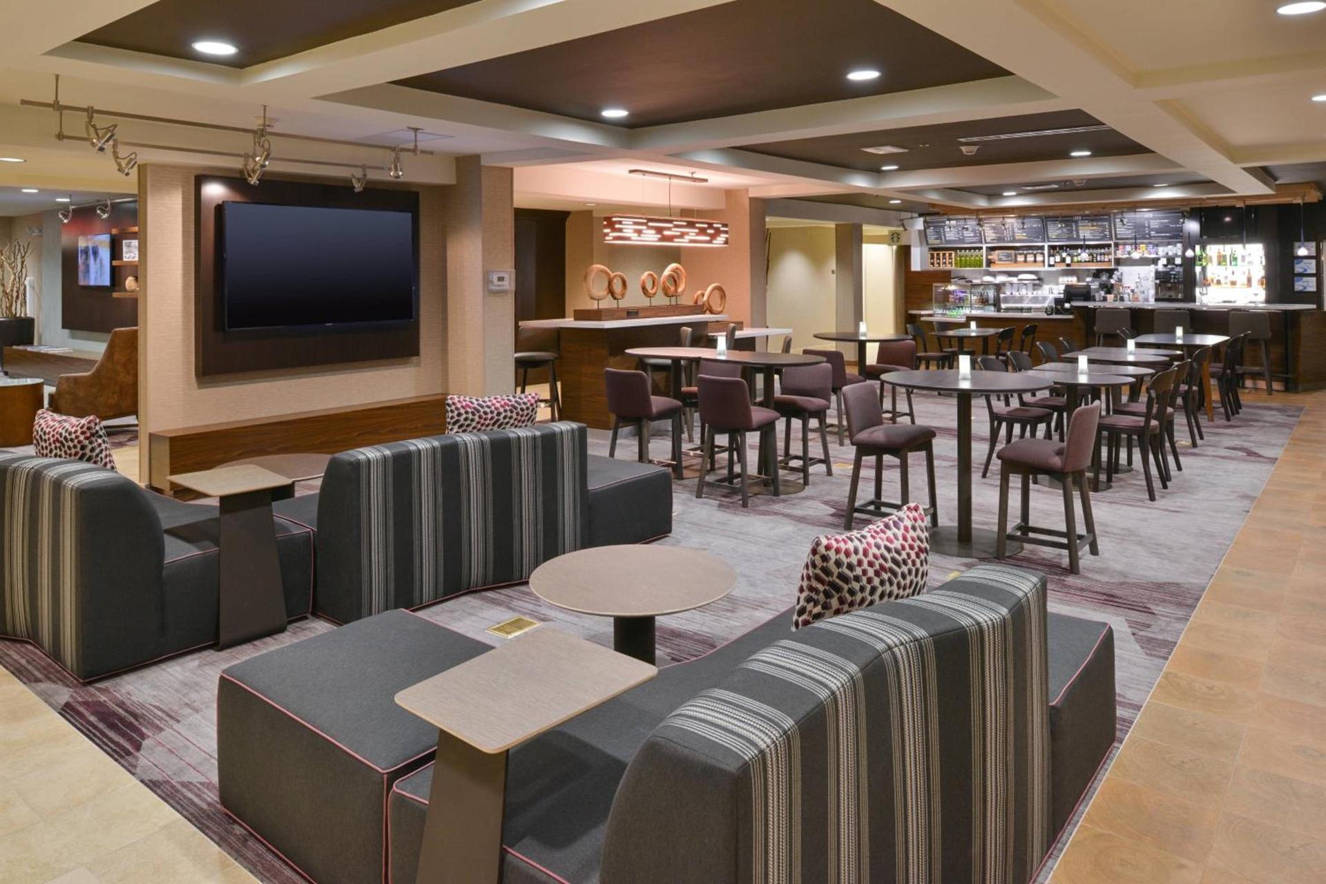 Courtyard by Marriott Charlotte Matthews photo 23
