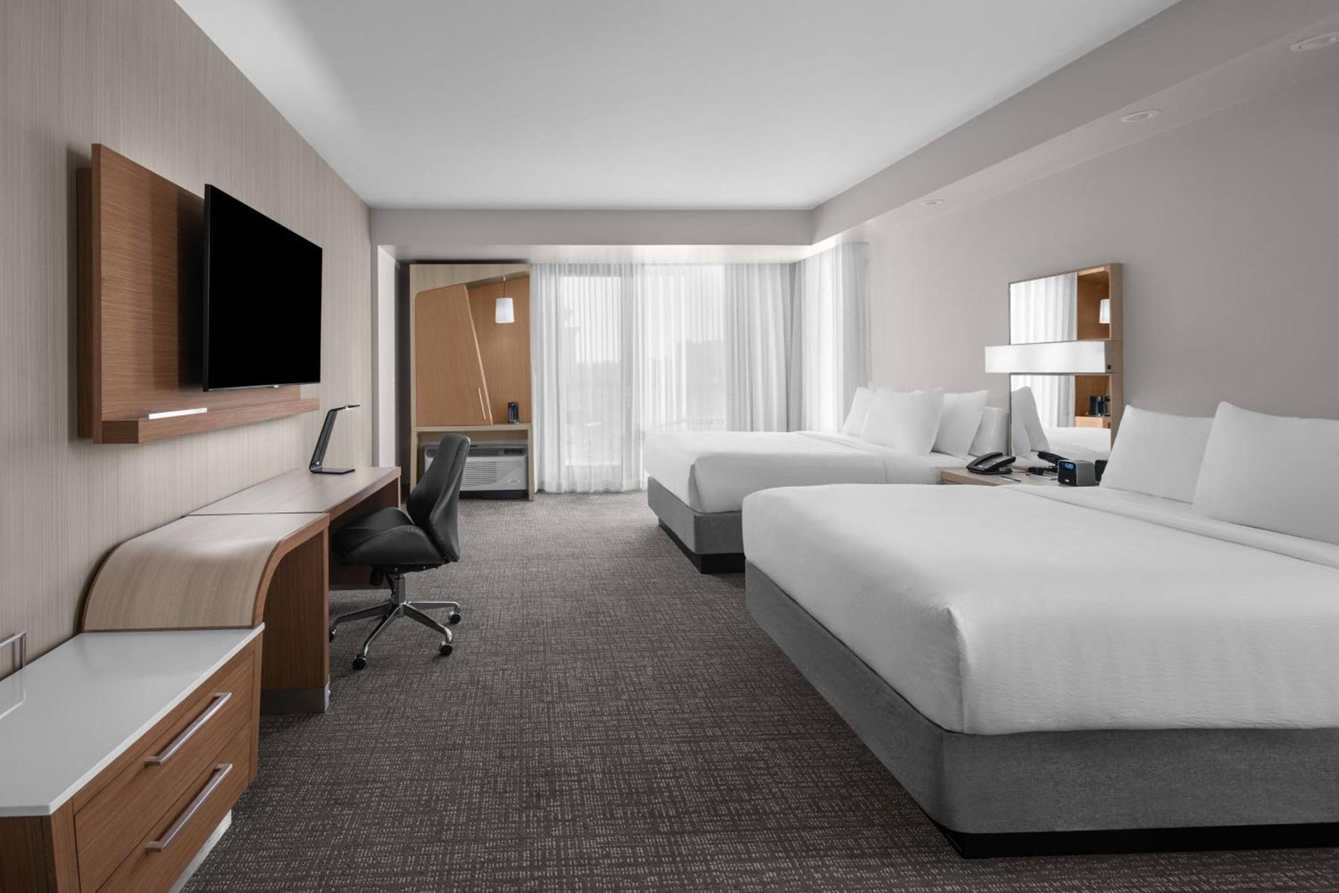 Courtyard by Marriott Clearwater Beach photo 35