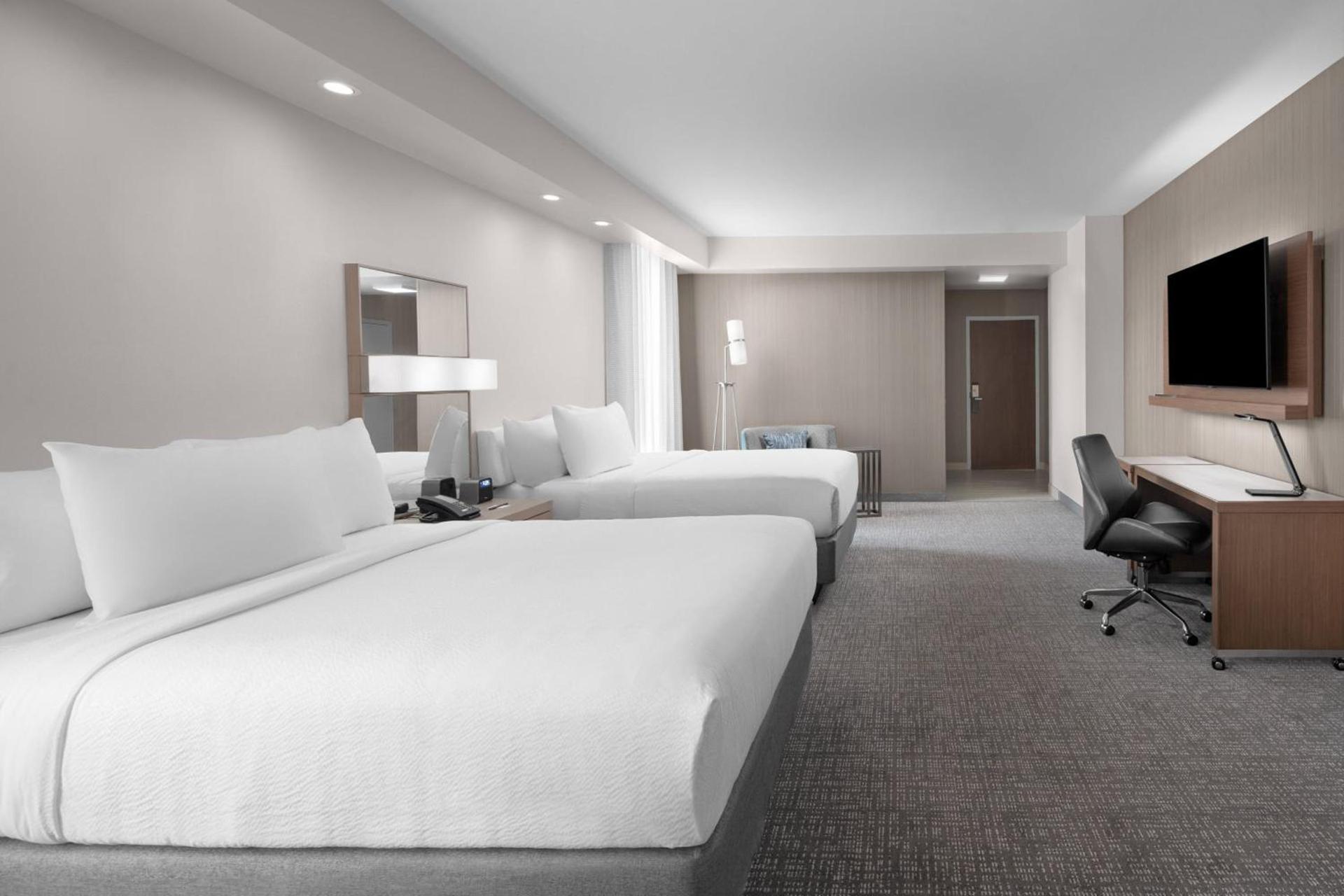 Courtyard by Marriott Clearwater Beach photo 36