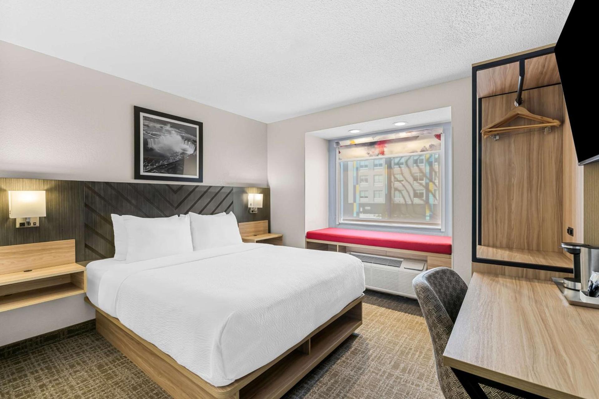 Best Western Buffalo Inn & Suites photo 4