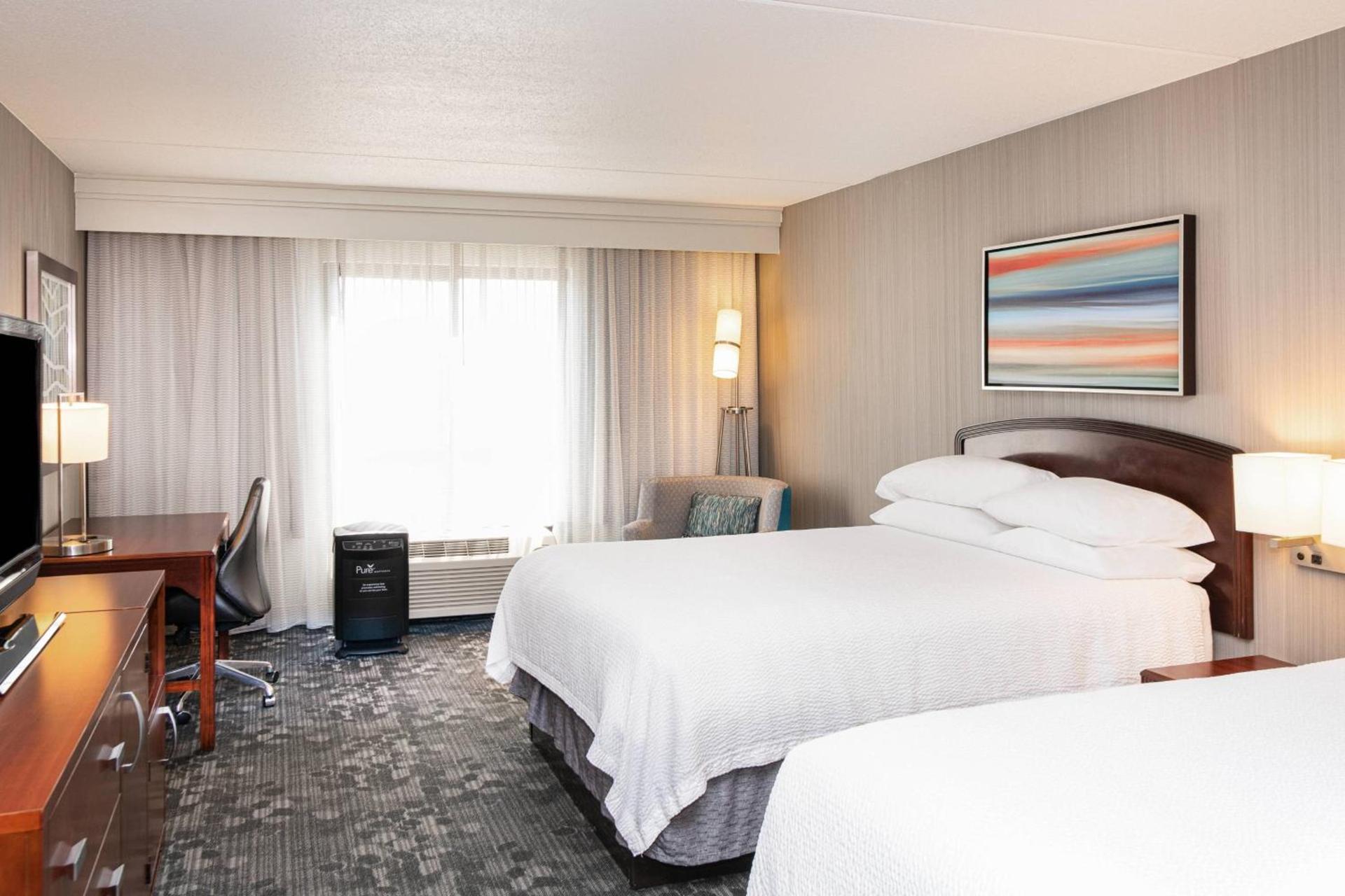 Courtyard by Marriott Bloomington photo 8