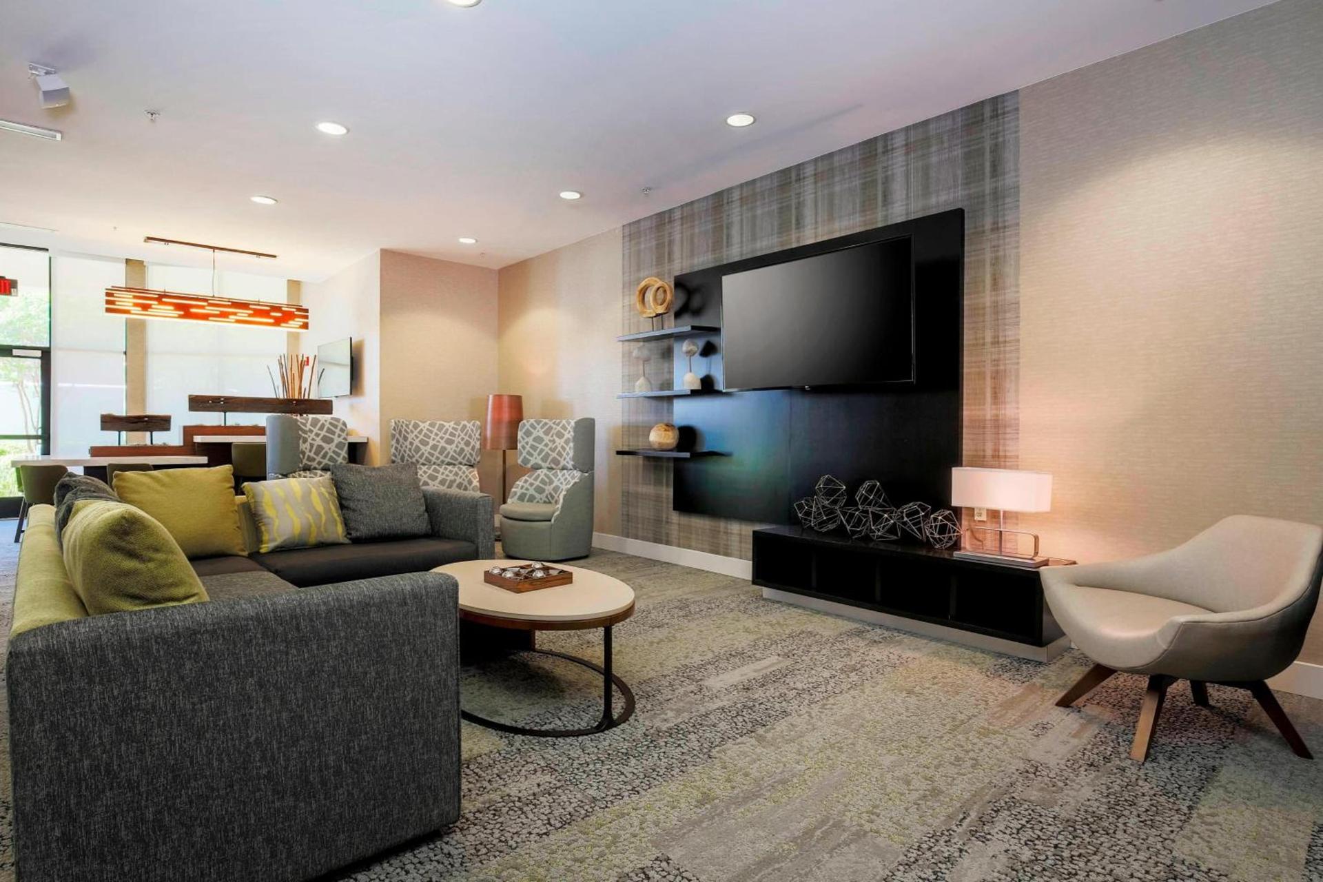Courtyard by Marriott Dallas Arlington South photo 25