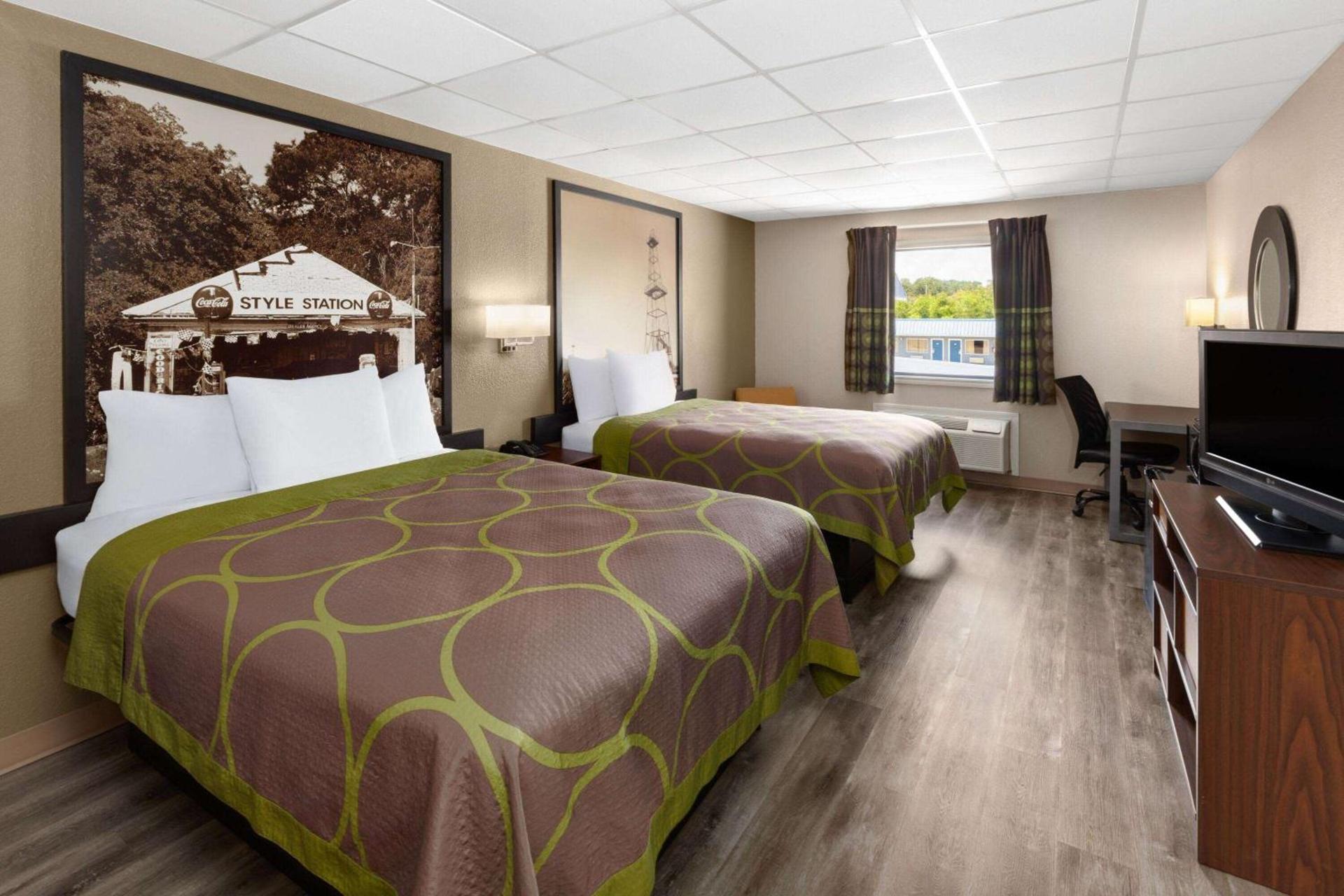 Super 8 by Wyndham Buffalo photo 14
