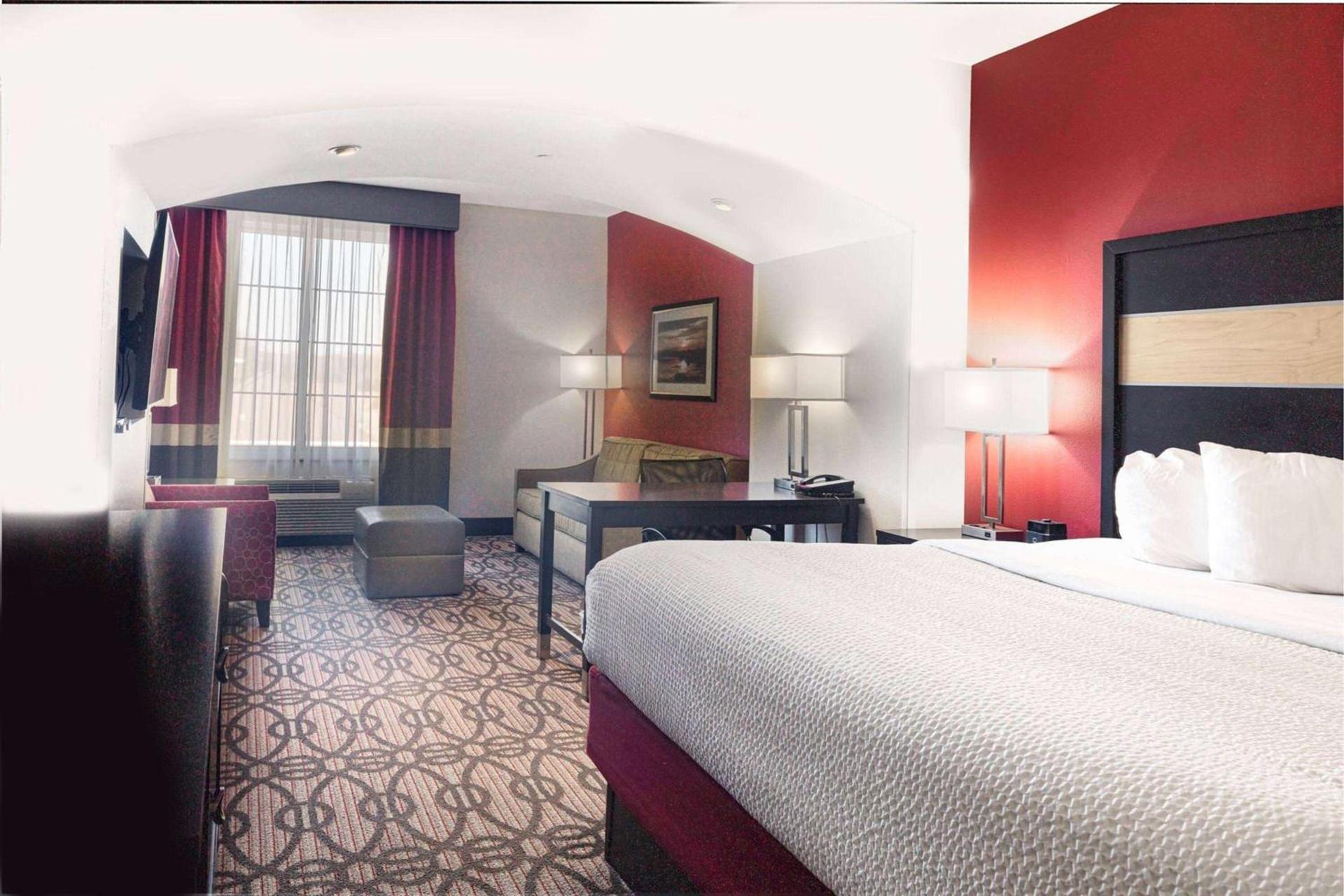 La Quinta by Wyndham Starkville at MSU photo 17