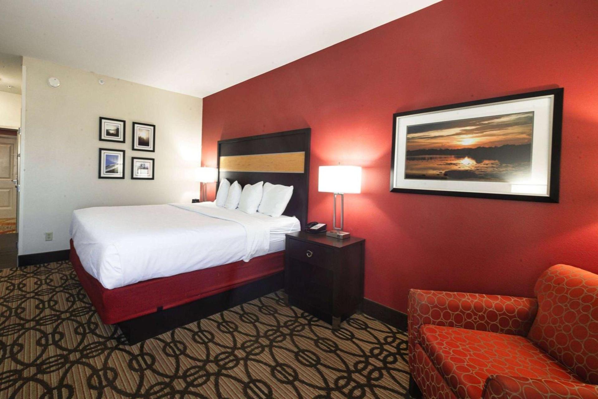 La Quinta by Wyndham Starkville at MSU photo 16