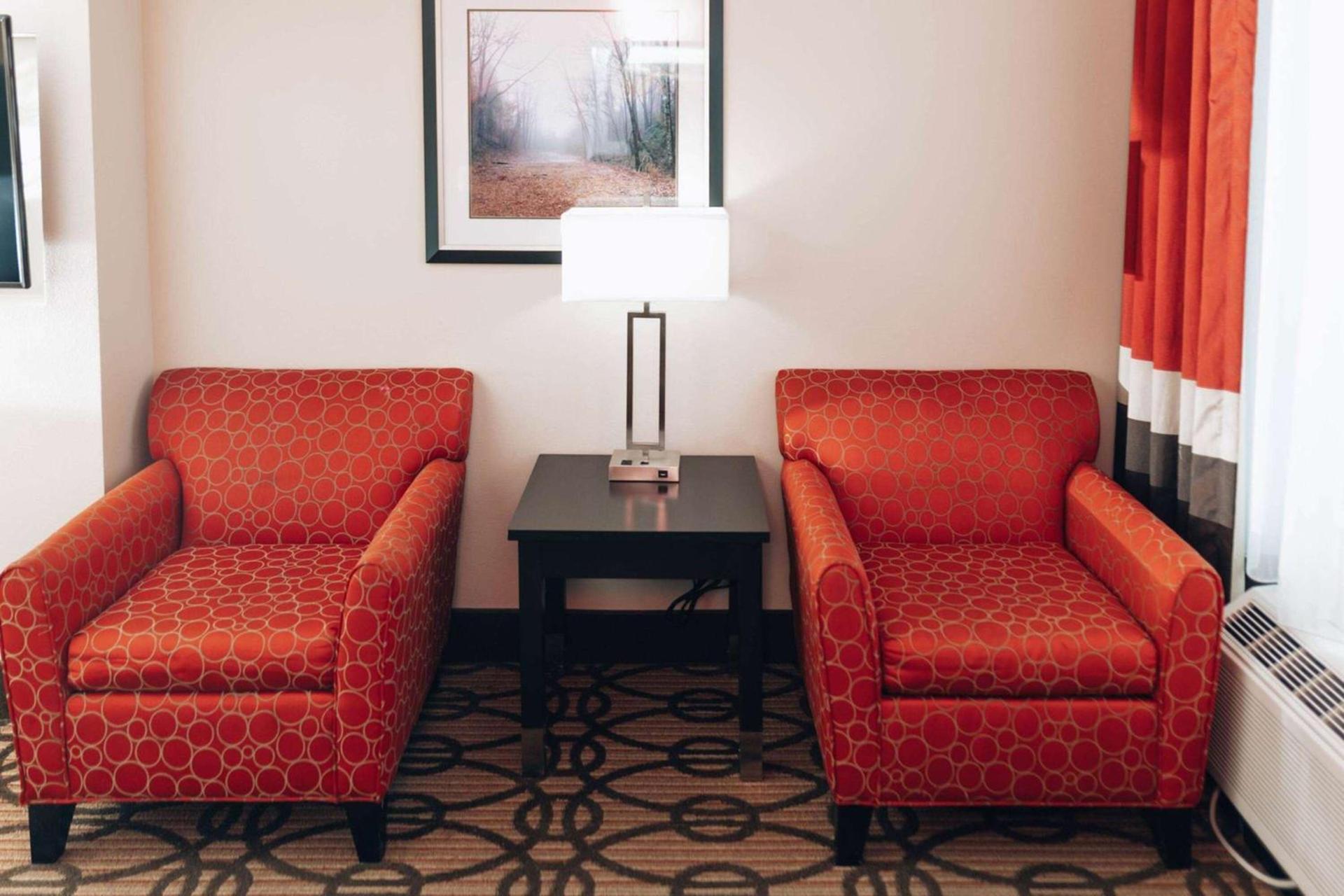 La Quinta by Wyndham Starkville at MSU photo 39