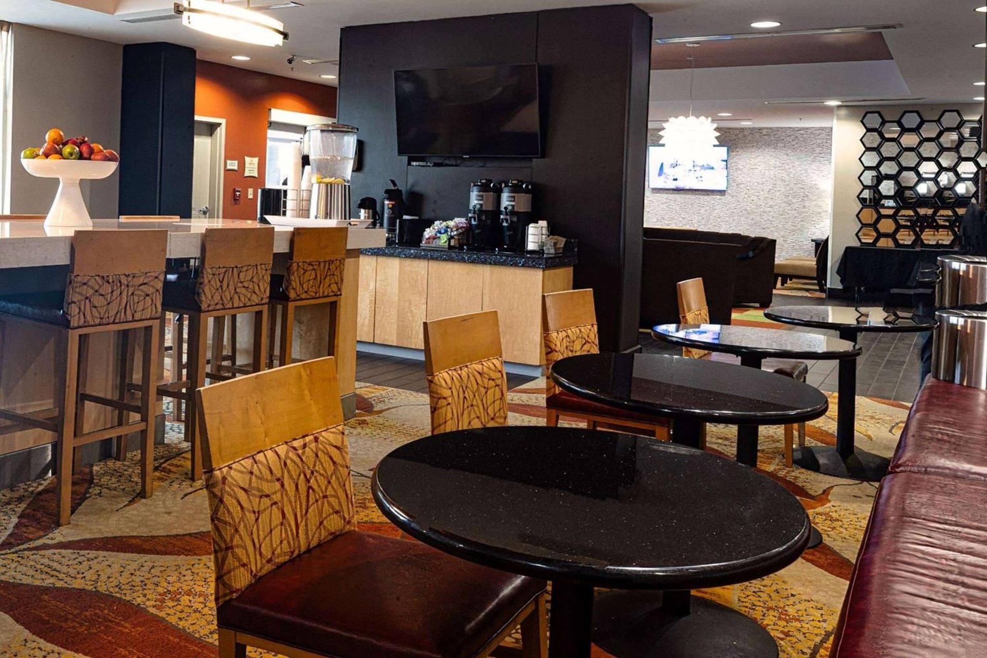 La Quinta by Wyndham Starkville at MSU photo 55