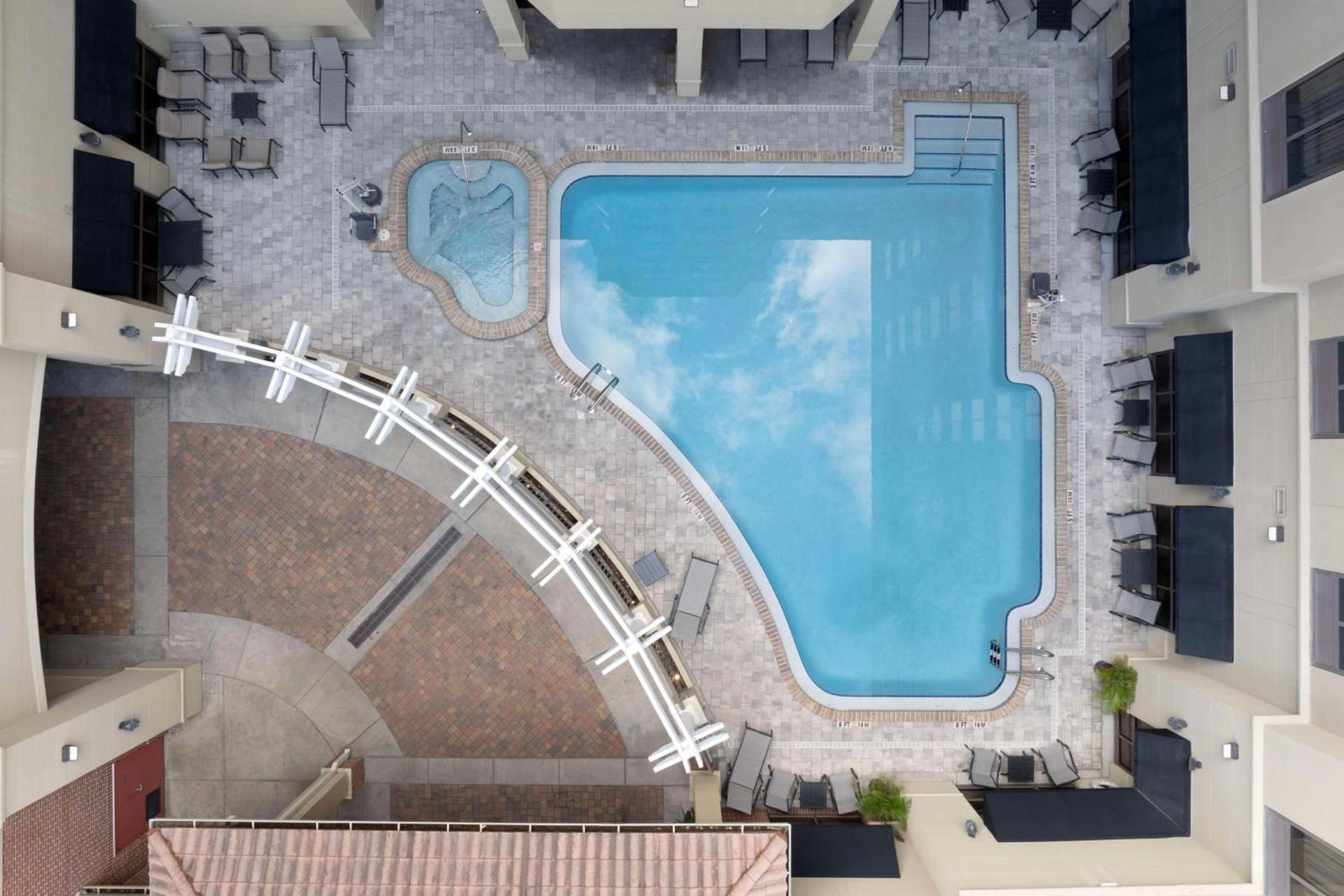 Homewood Suites by Hilton Jacksonville-Downtown/Southbank photo 8