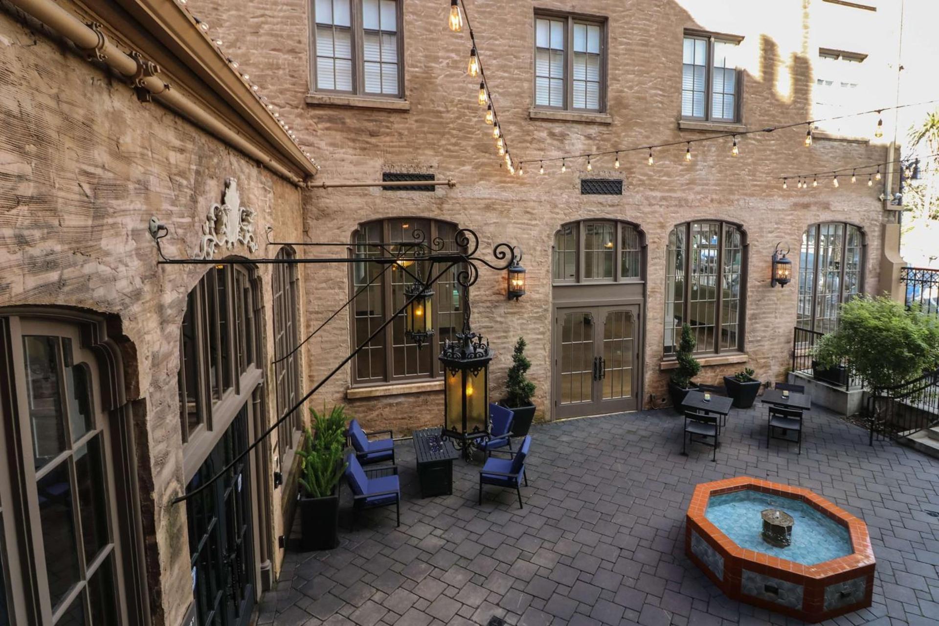 Hotel Petaluma, Tapestry Collection by Hilton — hotel in Petaluma