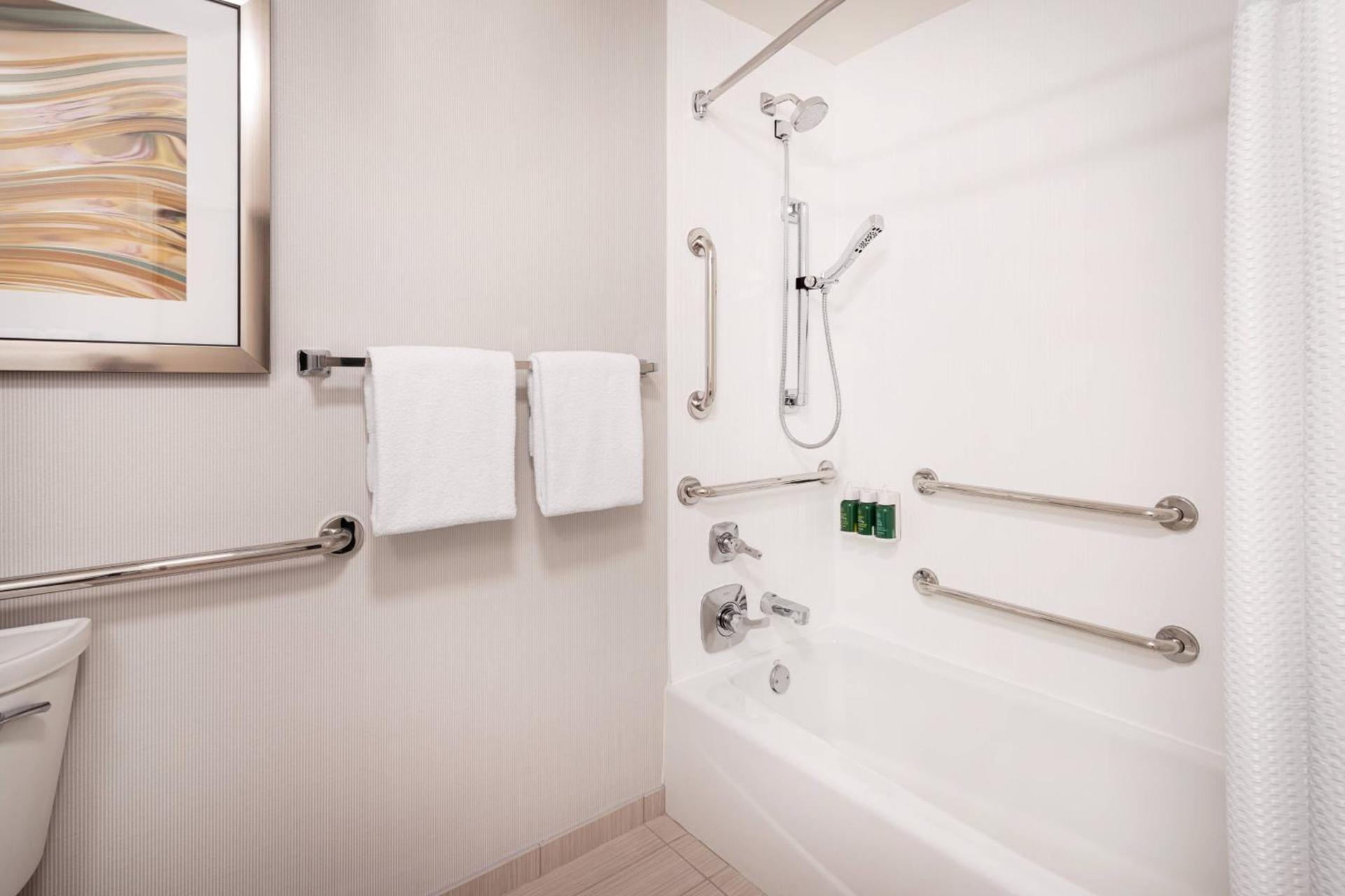 Courtyard by Marriott Boulder photo 13