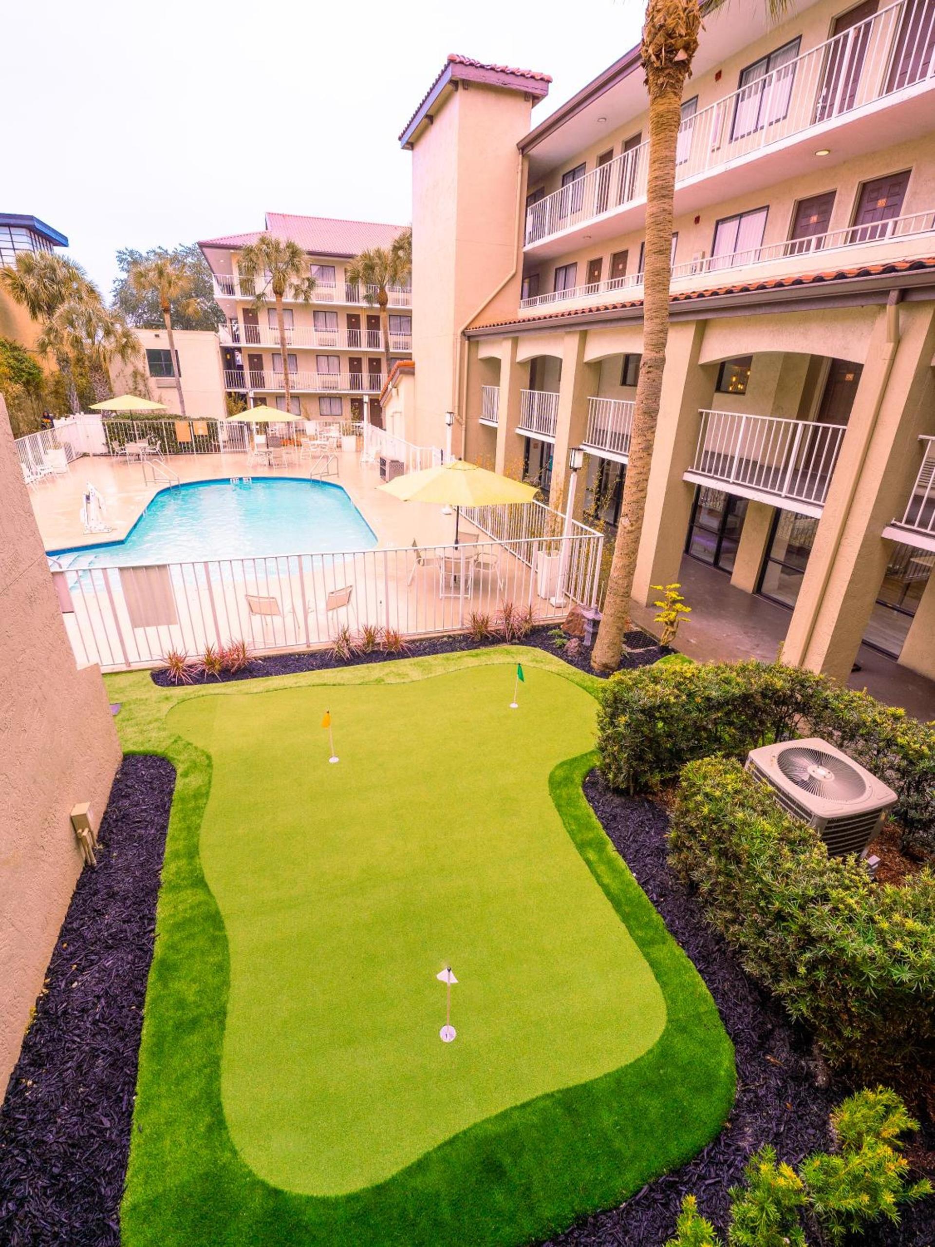 Mai Hana Hotel and Suites I Drive-Theme Parks photo 30