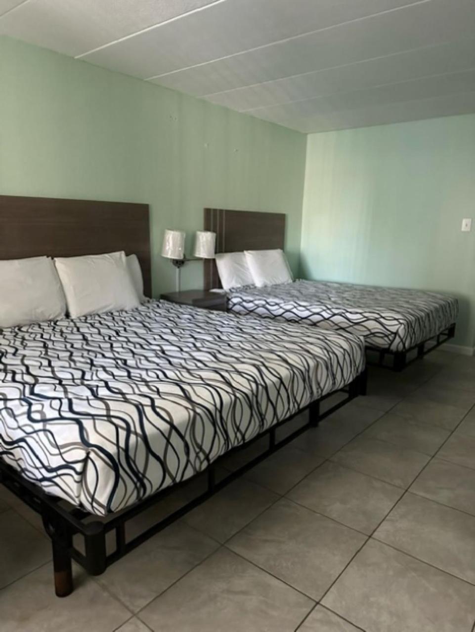 Royal Canadian Motel photo 68