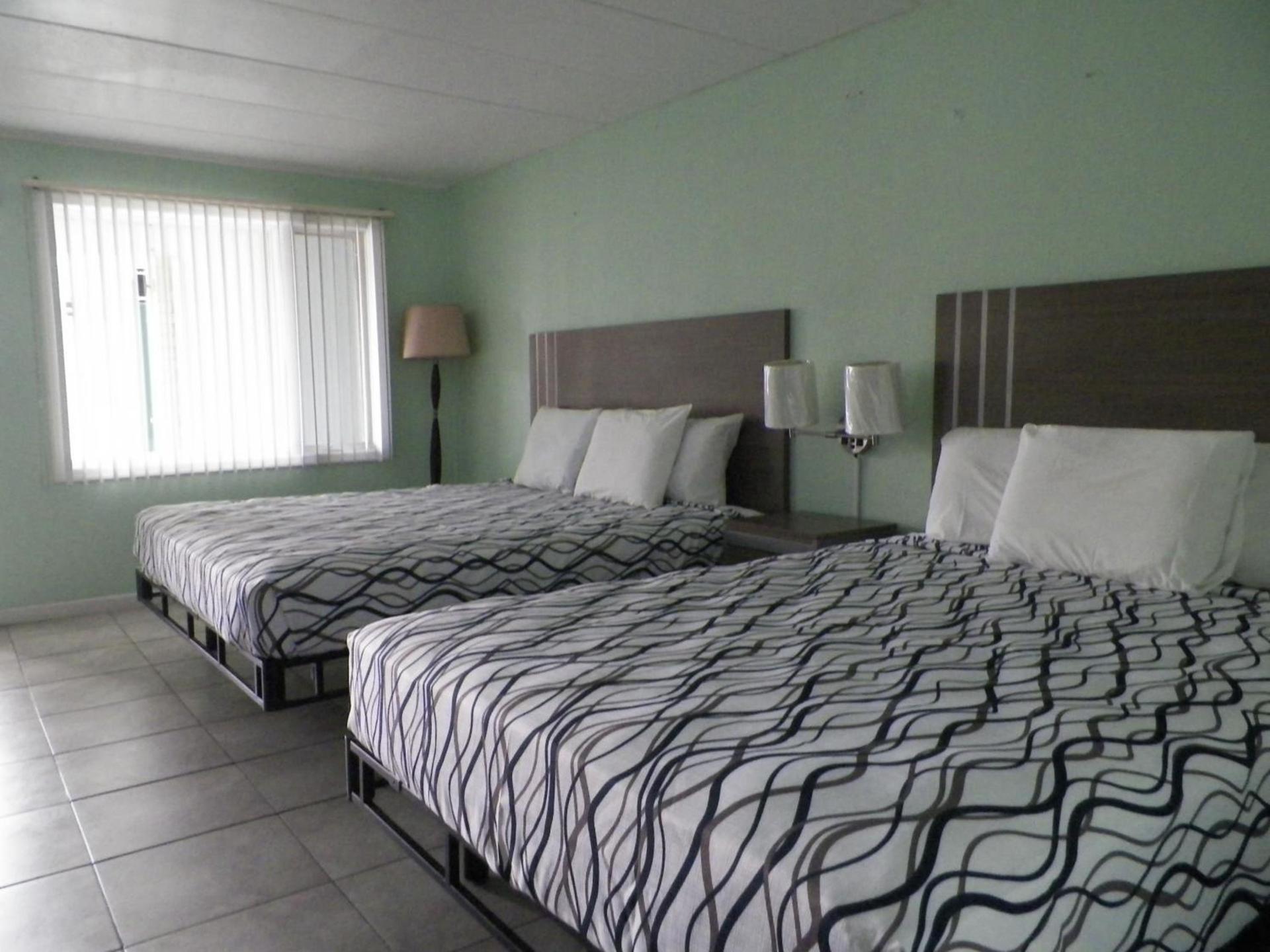 Royal Canadian Motel photo 53