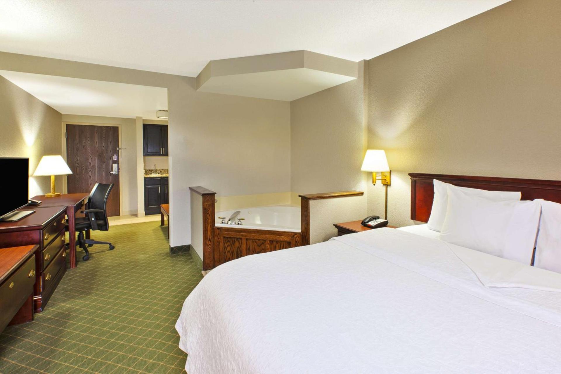 Hampton Inn Marietta photo 4