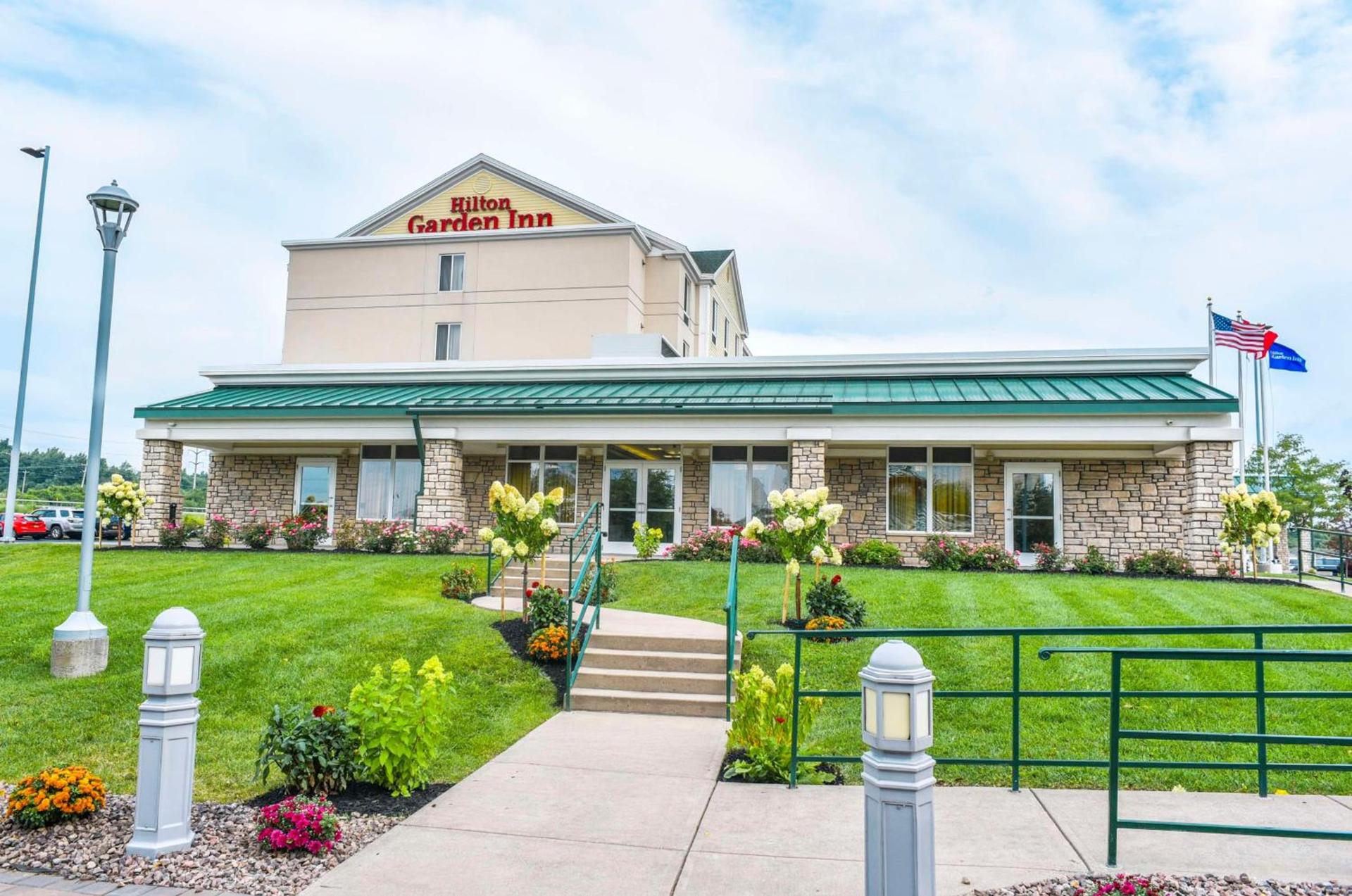 Hilton Garden Inn Watertown — hotel in Watertown