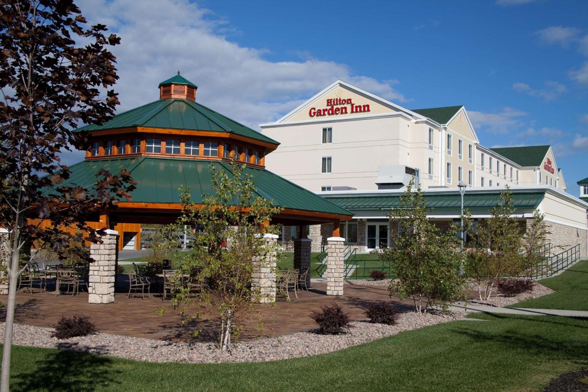 Hilton Garden Inn Watertown photo 3