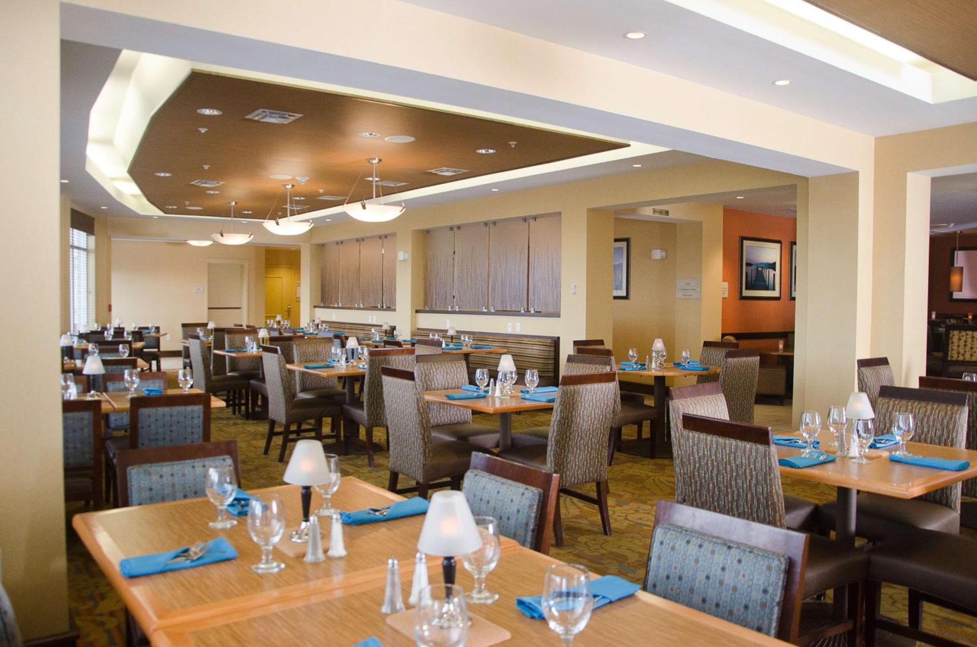 Hilton Garden Inn Watertown photo 26