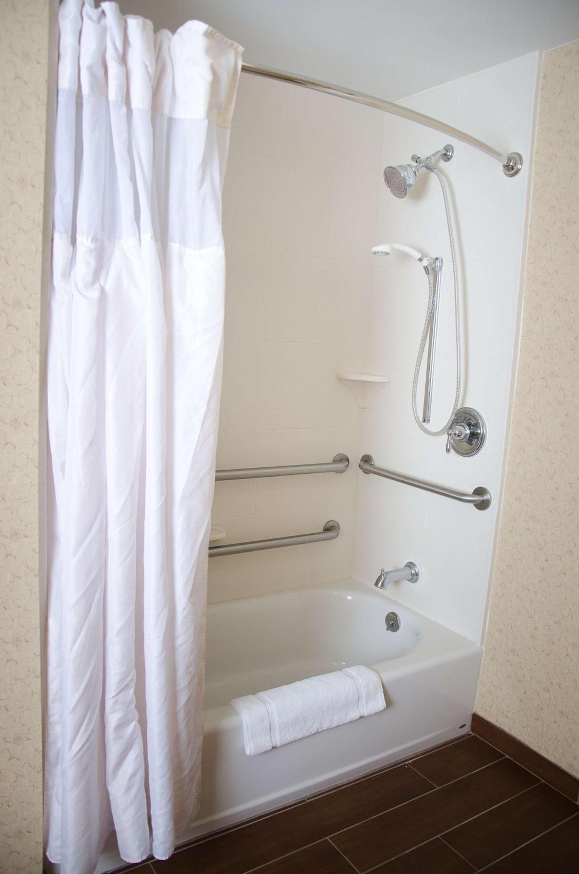 Hilton Garden Inn Watertown photo 37