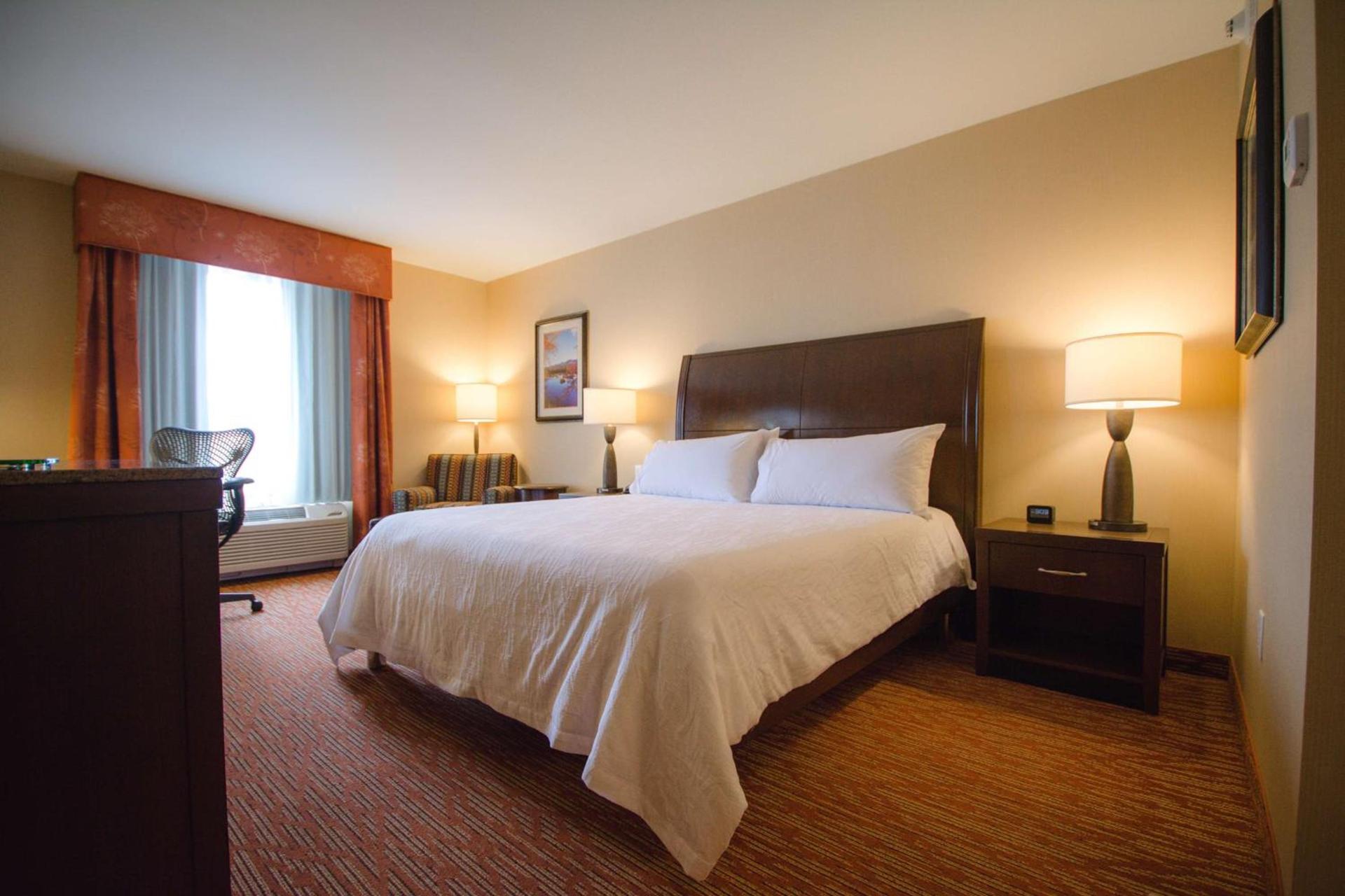 Hilton Garden Inn Watertown photo 41