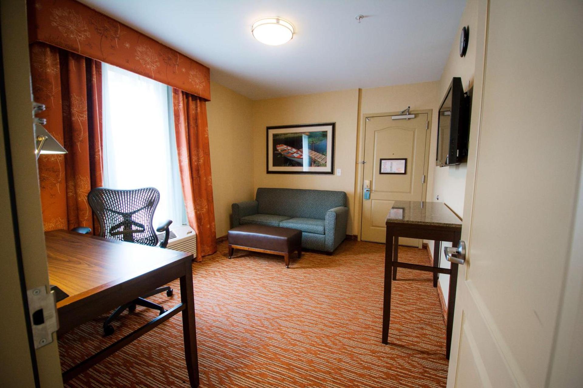 Hilton Garden Inn Watertown photo 43
