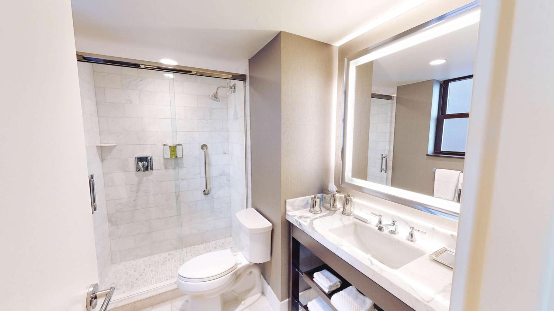 Hilton Chicago photo 91