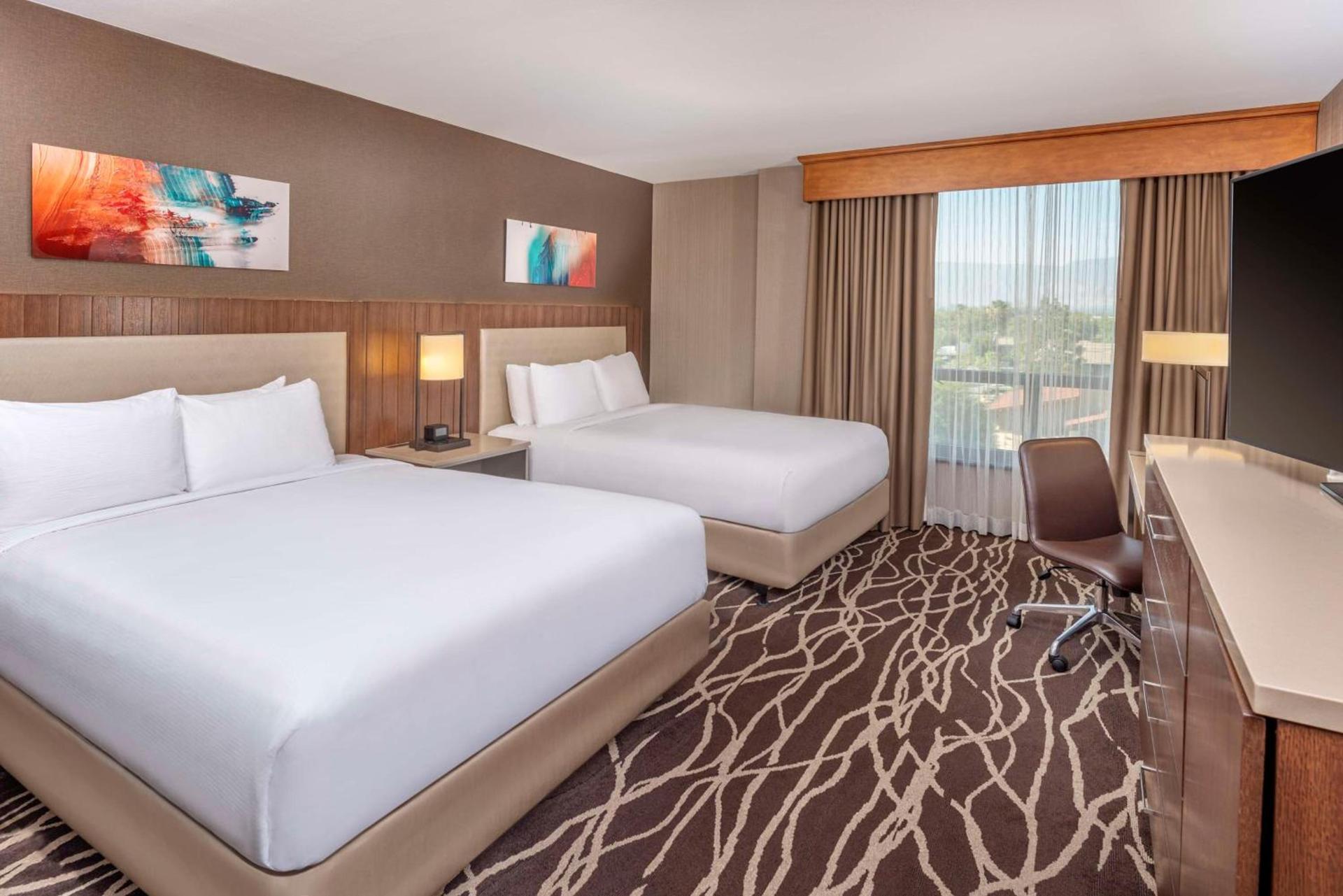 DoubleTree by Hilton San Bernardino photo 34
