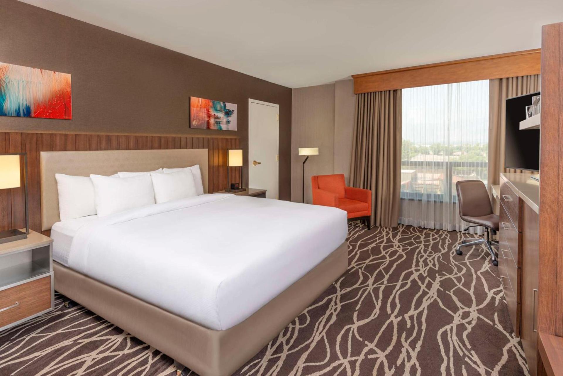 DoubleTree by Hilton San Bernardino photo 36