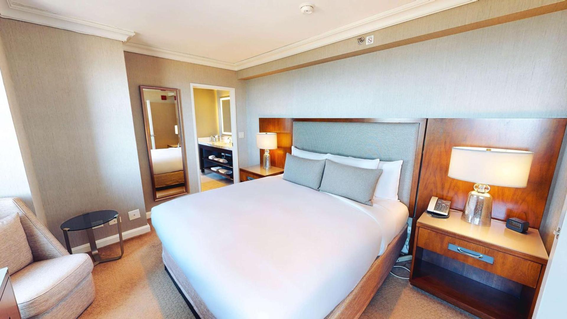 Hilton Chicago photo 67