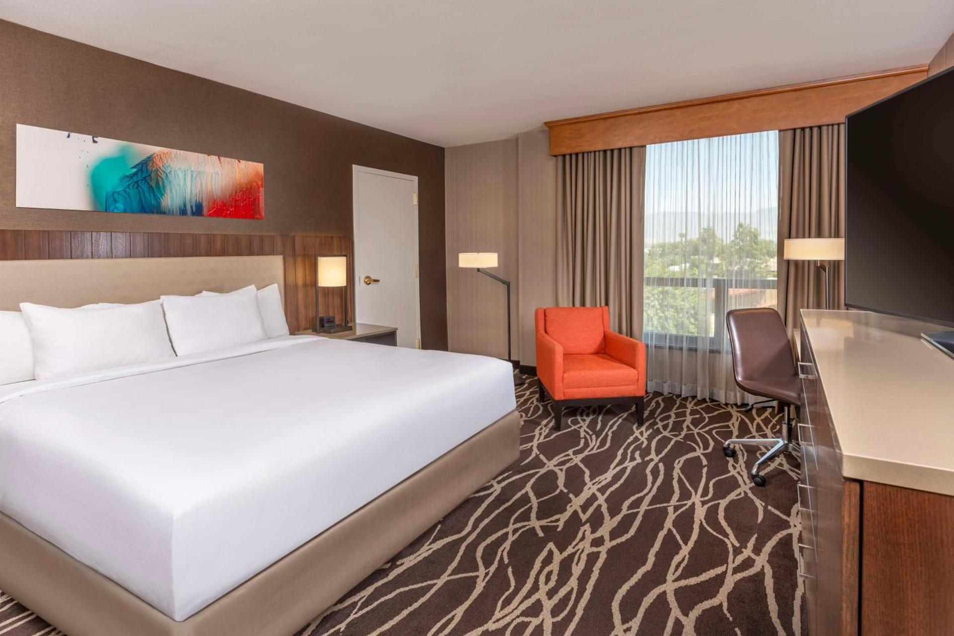 DoubleTree by Hilton San Bernardino photo 29