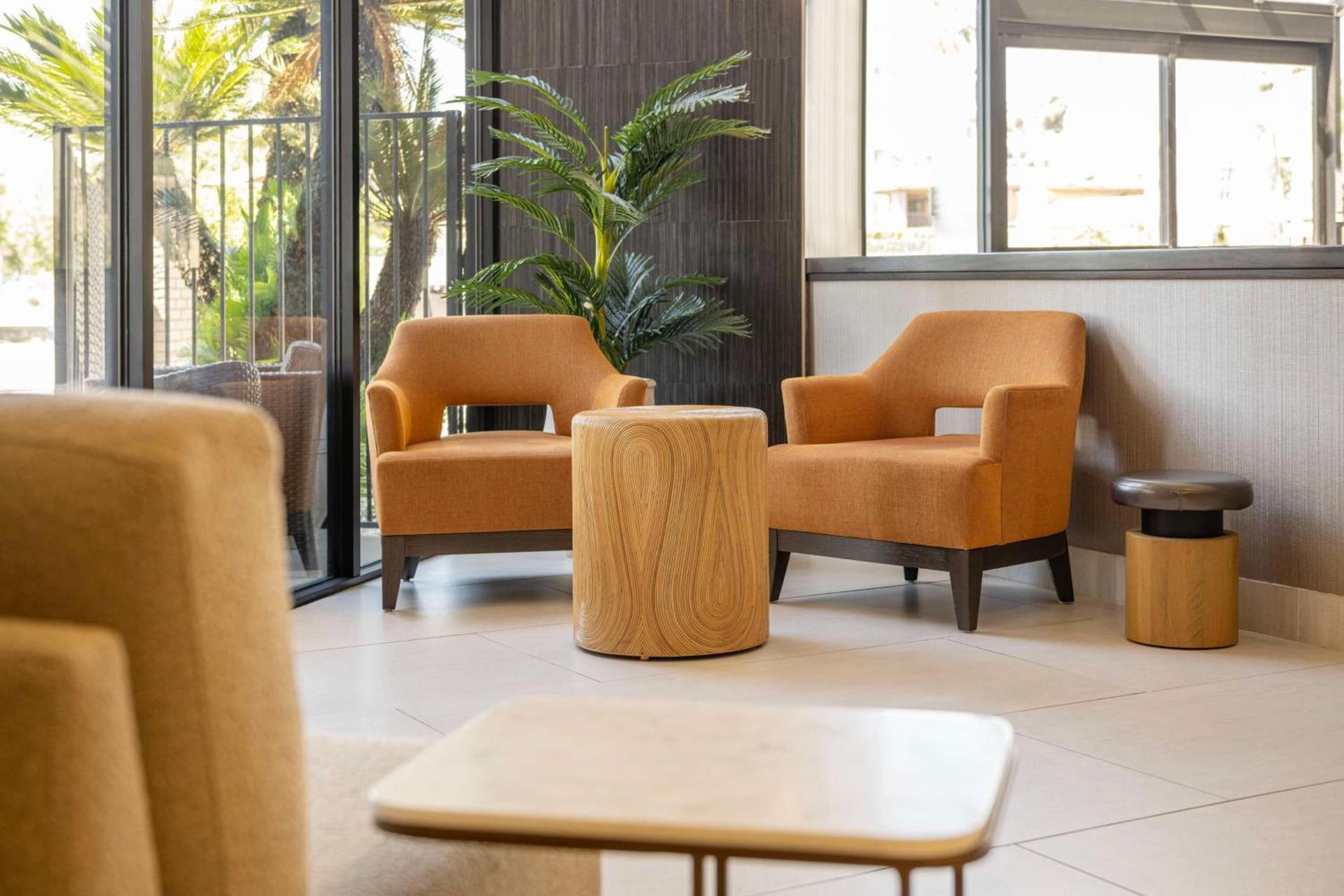 DoubleTree by Hilton San Bernardino photo 7