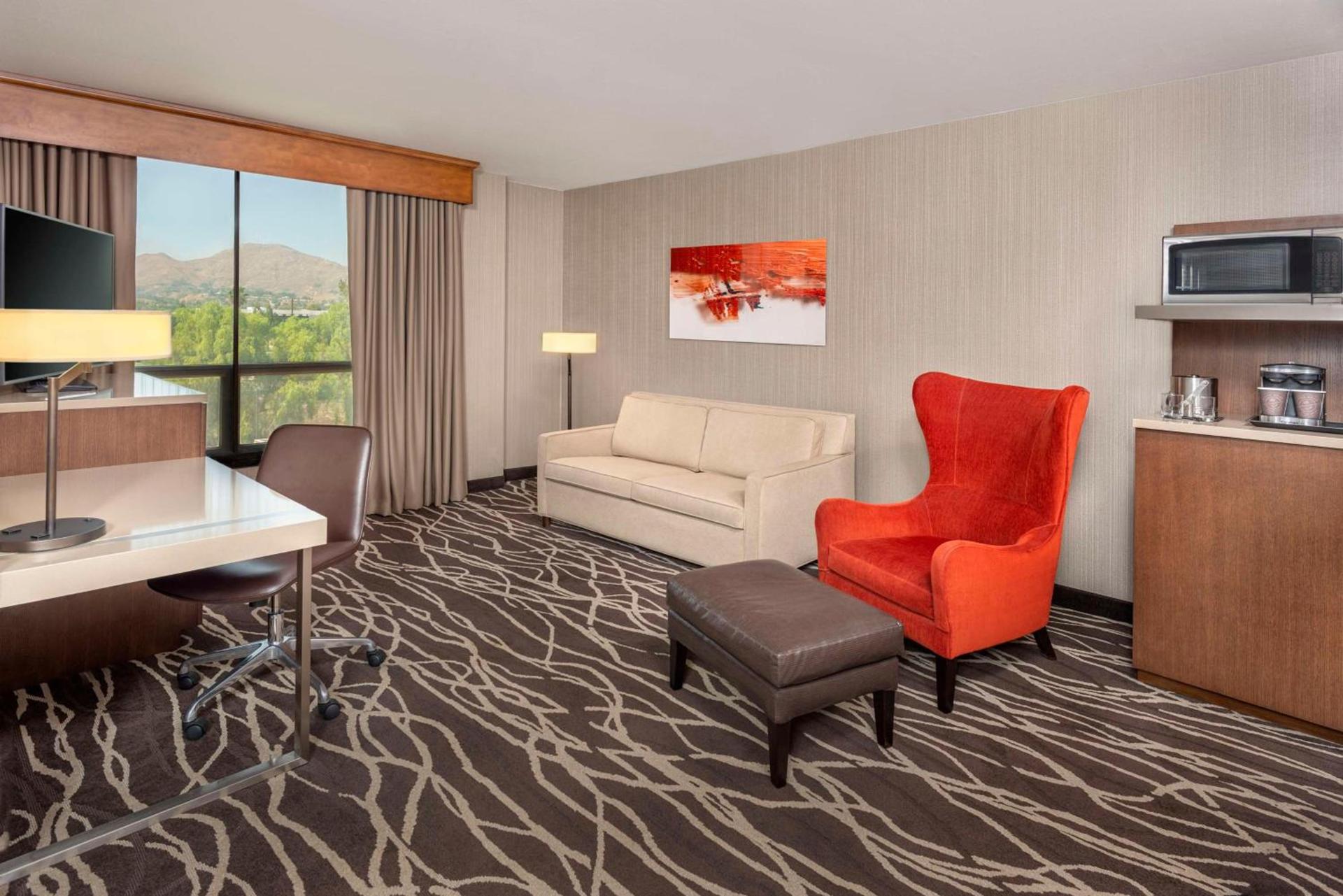 DoubleTree by Hilton San Bernardino photo 30