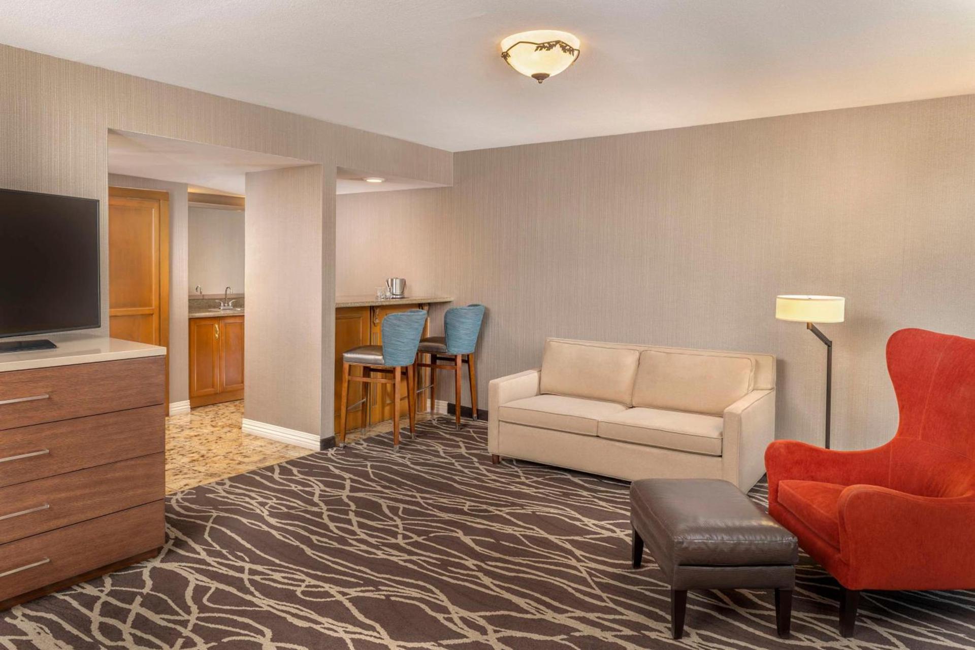 DoubleTree by Hilton San Bernardino photo 38