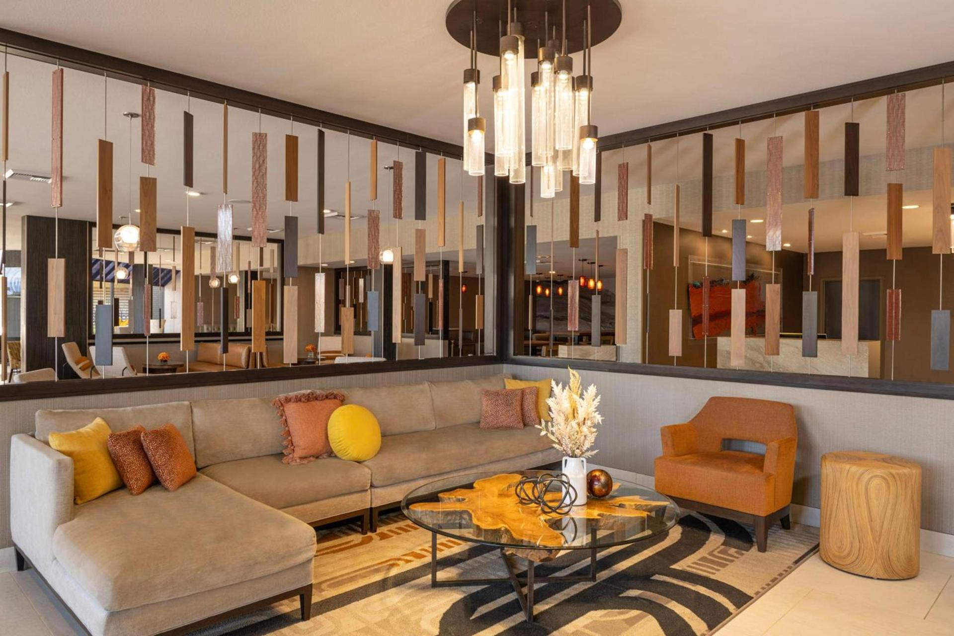 DoubleTree by Hilton San Bernardino photo 5