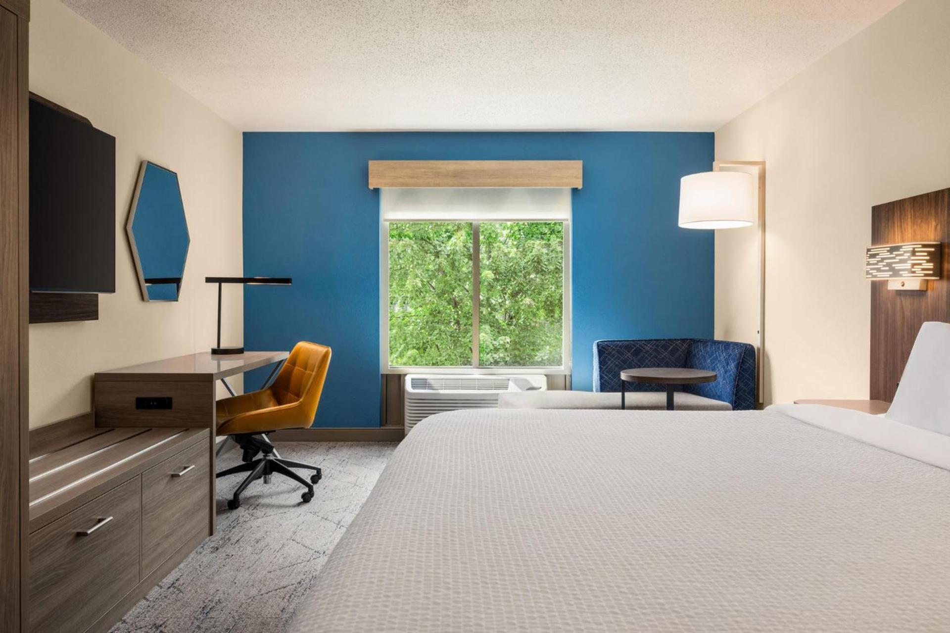 Holiday Inn Express Hotel & Suites Hagerstown by IHG photo 54