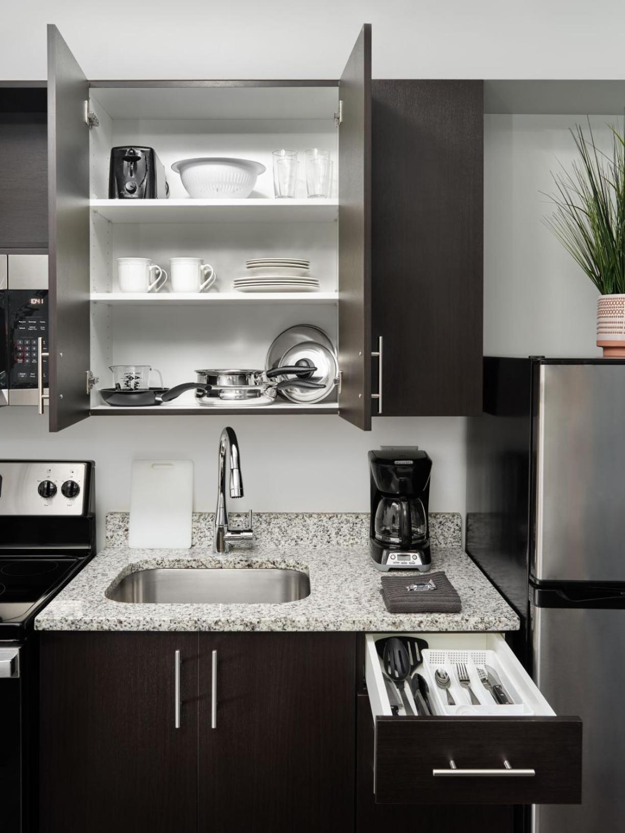 stayAPT Suites Suffolk-Chesapeake photo 3