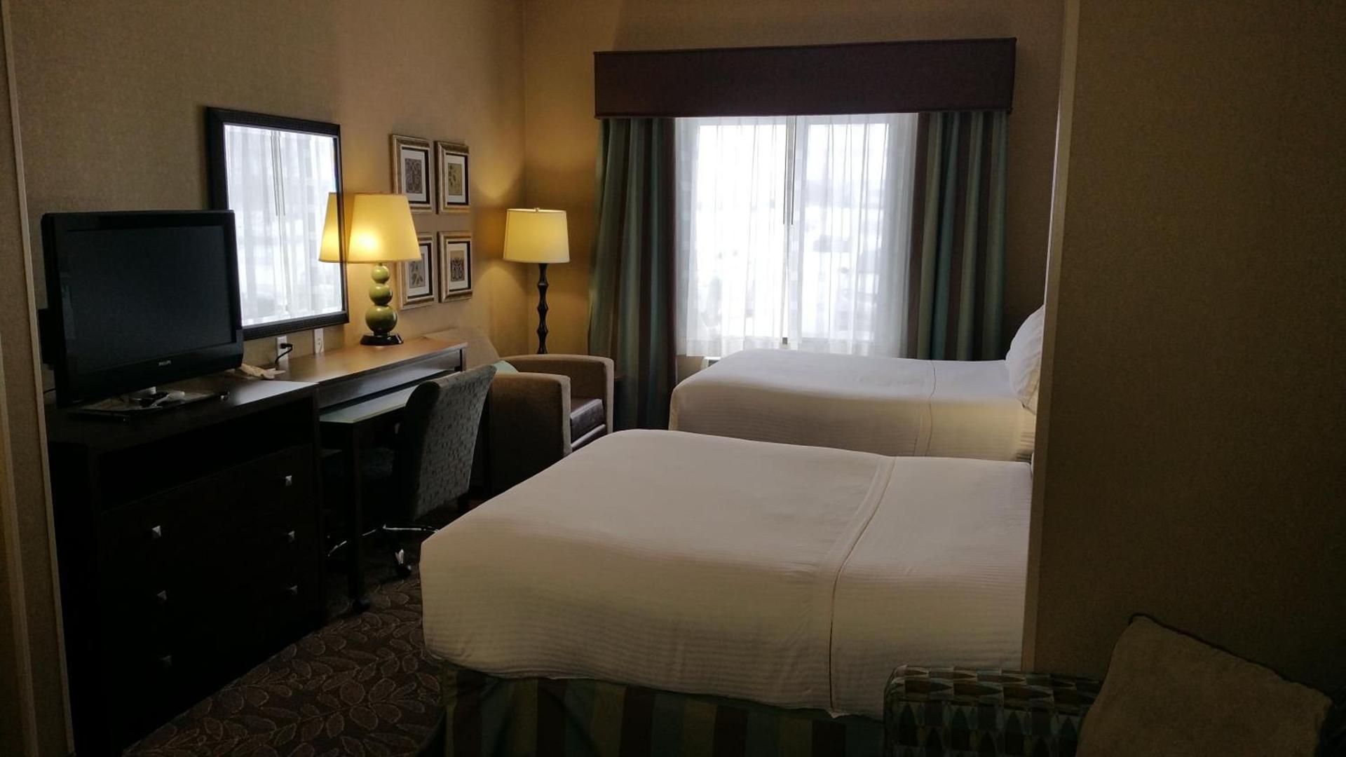 Holiday Inn Express & Suites Logan by IHG photo 5